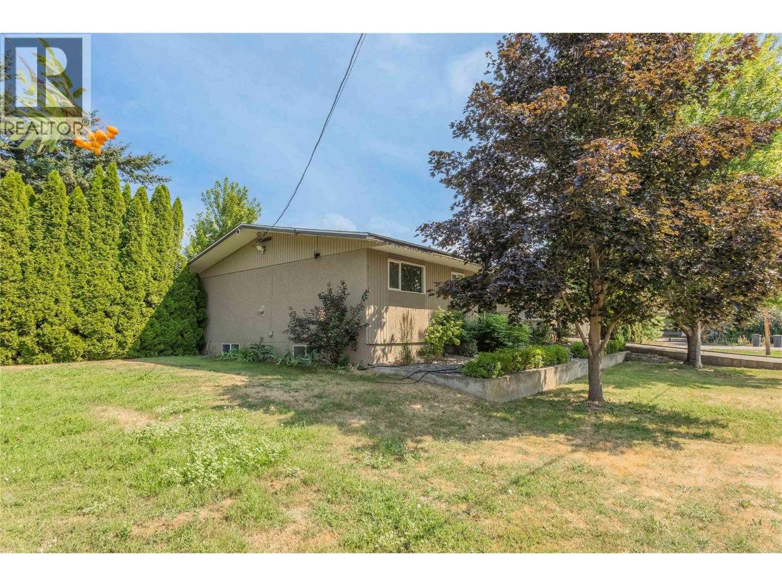 3259 St Amand Road