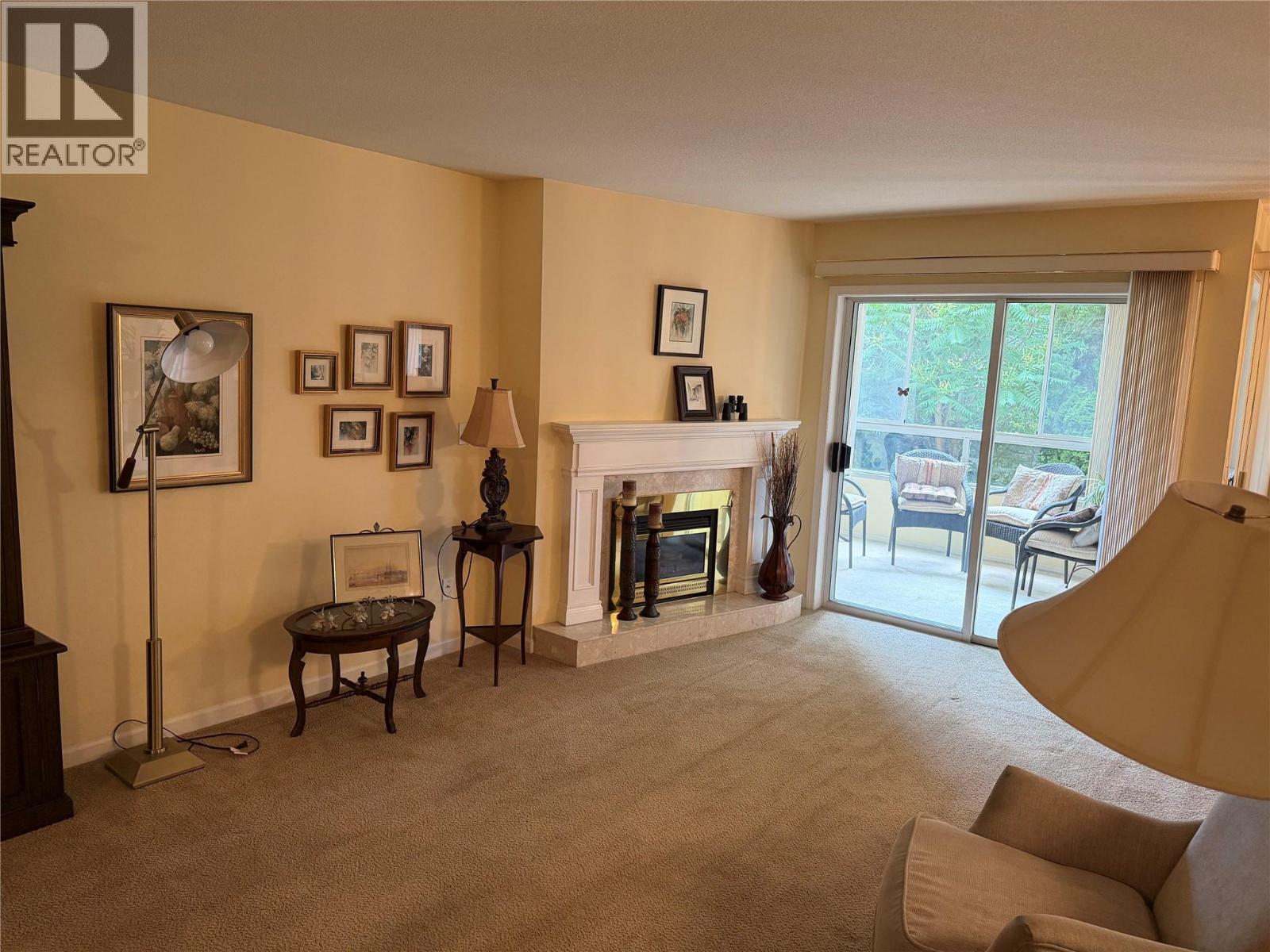 945 Lawrence Avenue Unit# 103