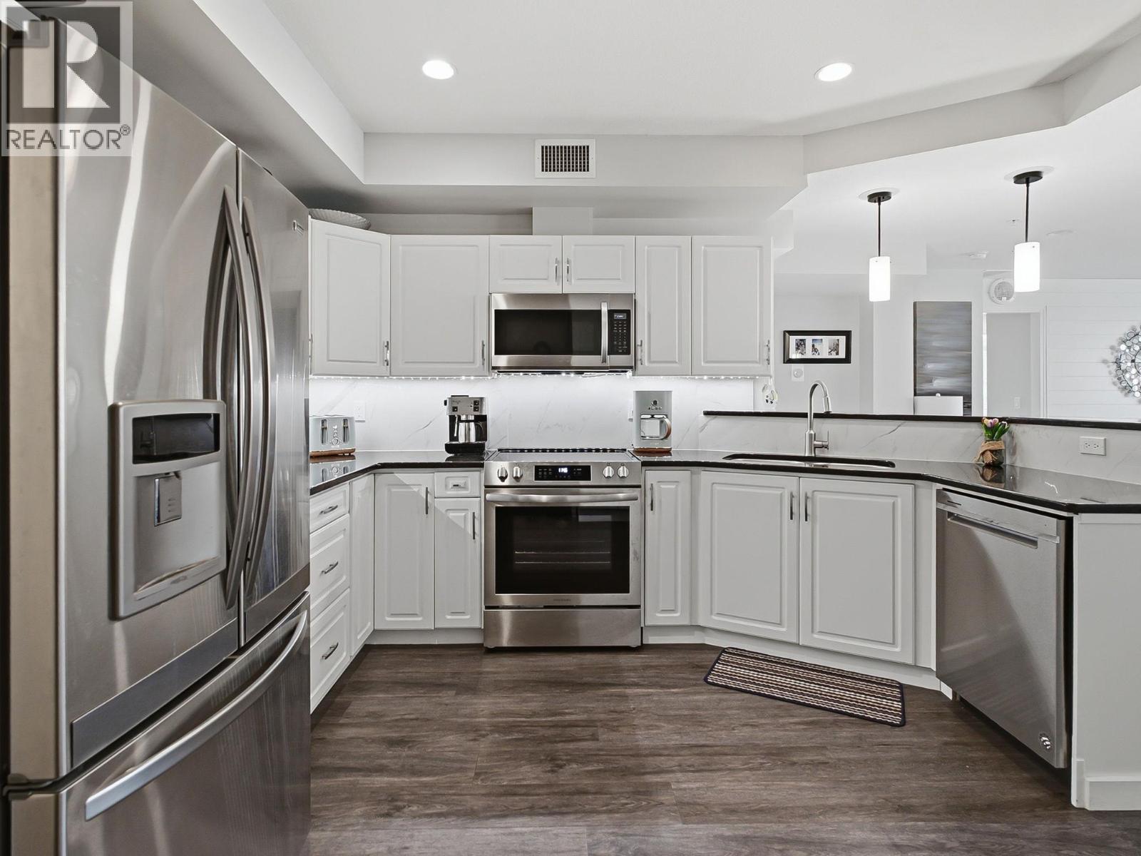 1088 Sunset Drive Unit# 242