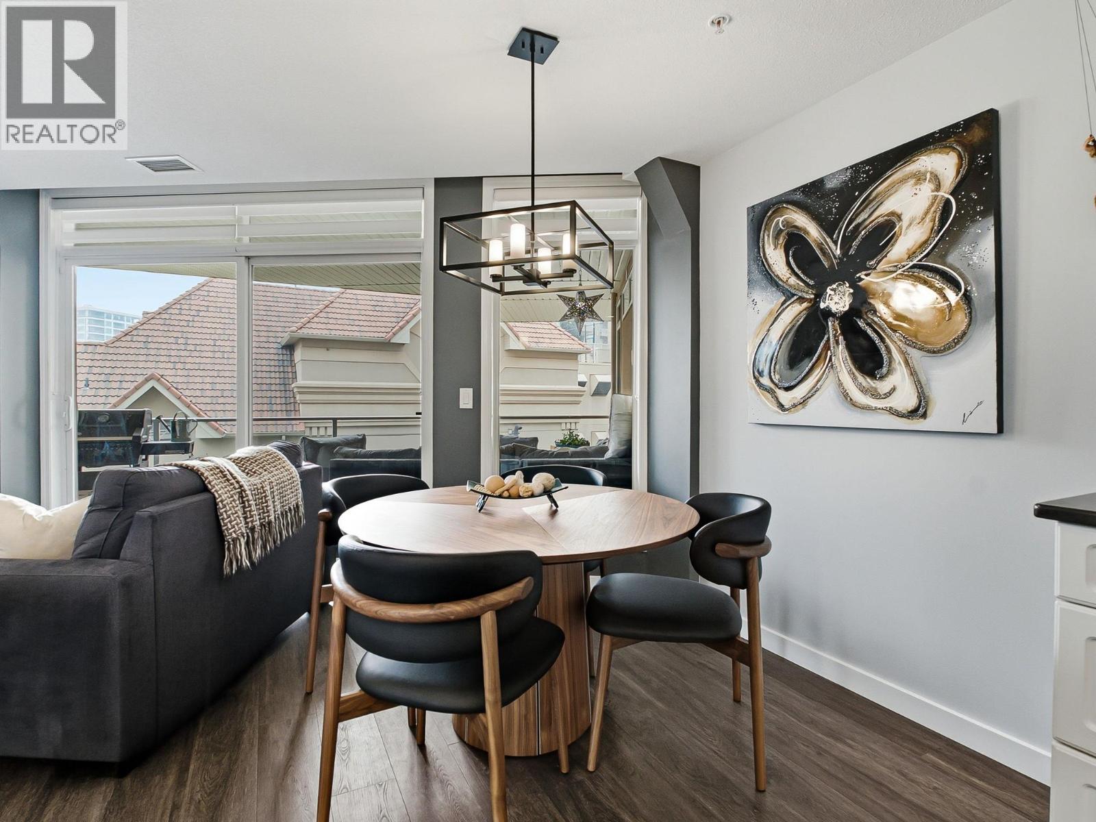 1088 Sunset Drive Unit# 242
