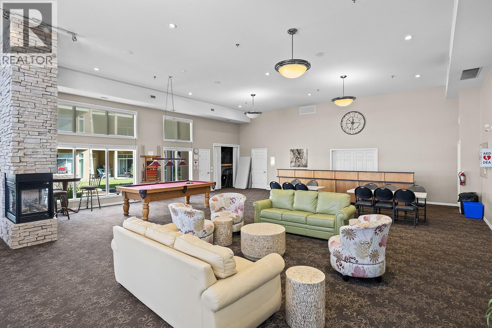 1088 Sunset Drive Unit# 242