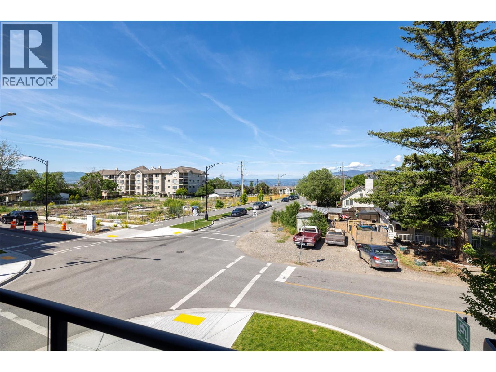 345 dougall Road N Unit# 201