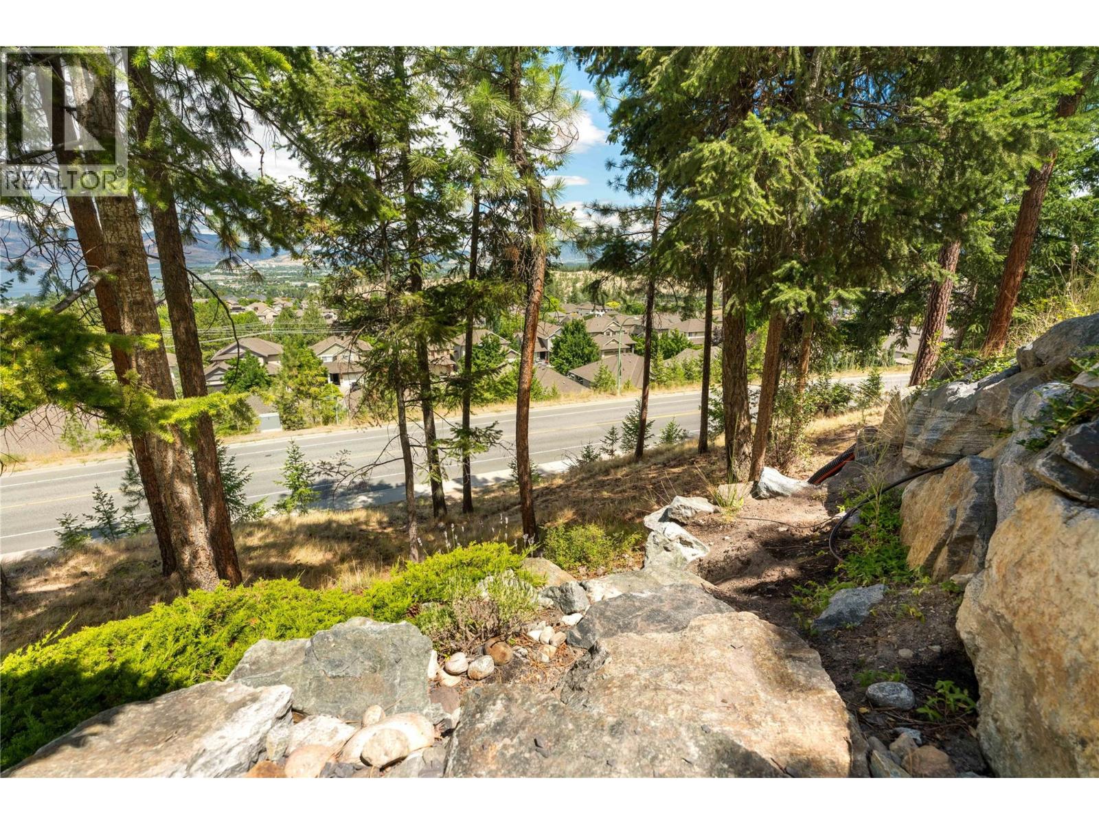 754 South Crest Drive