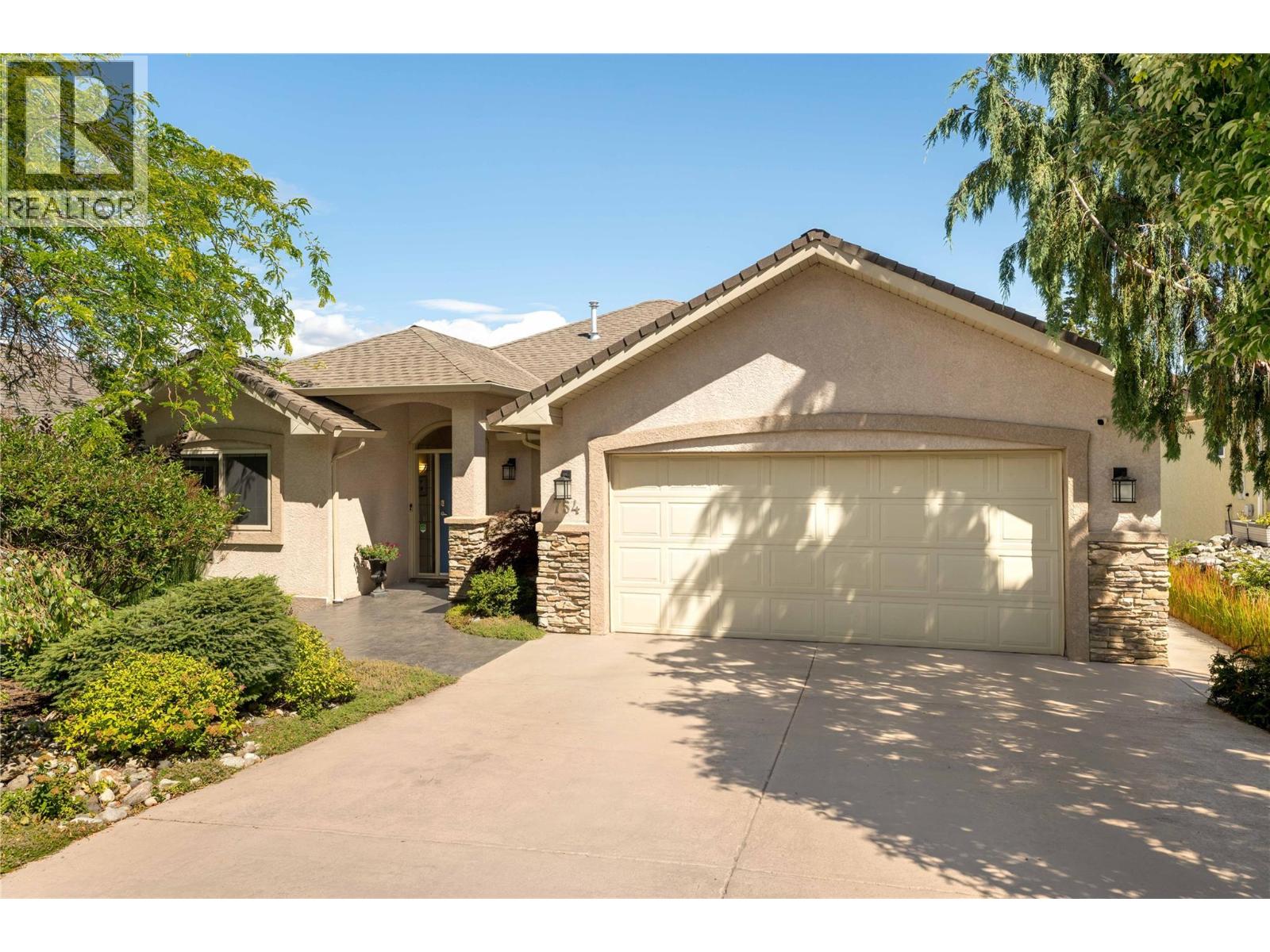 754 South Crest Drive