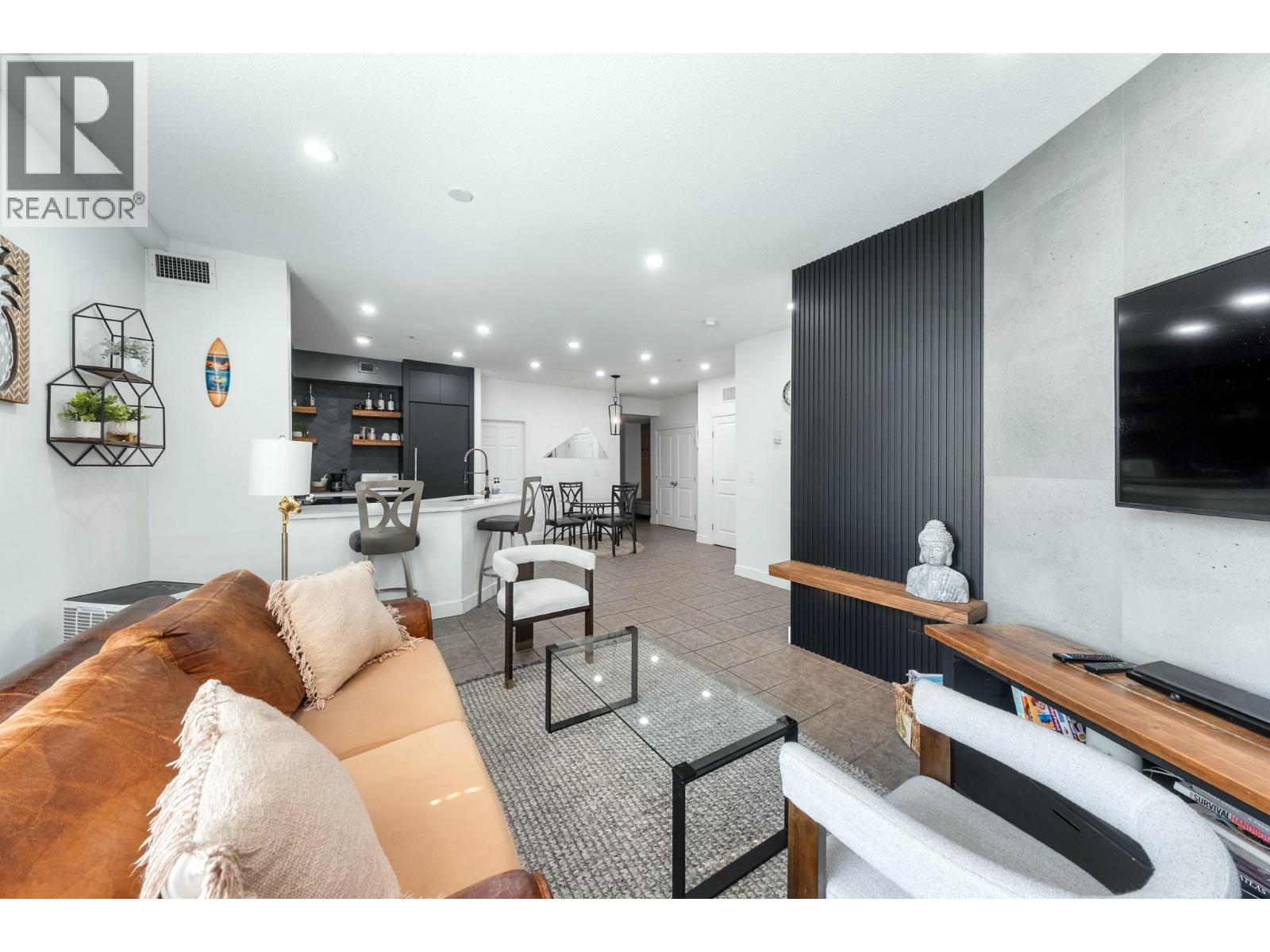 1088 Sunset Drive Unit# 352