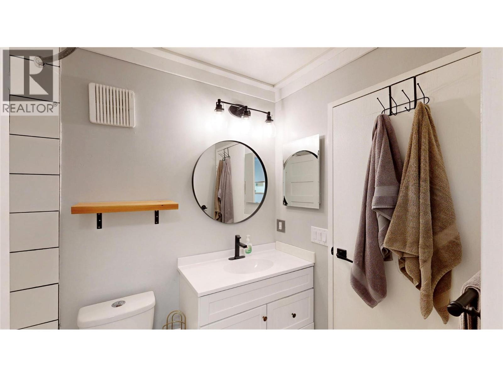 737 Leon Avenue Unit# 406