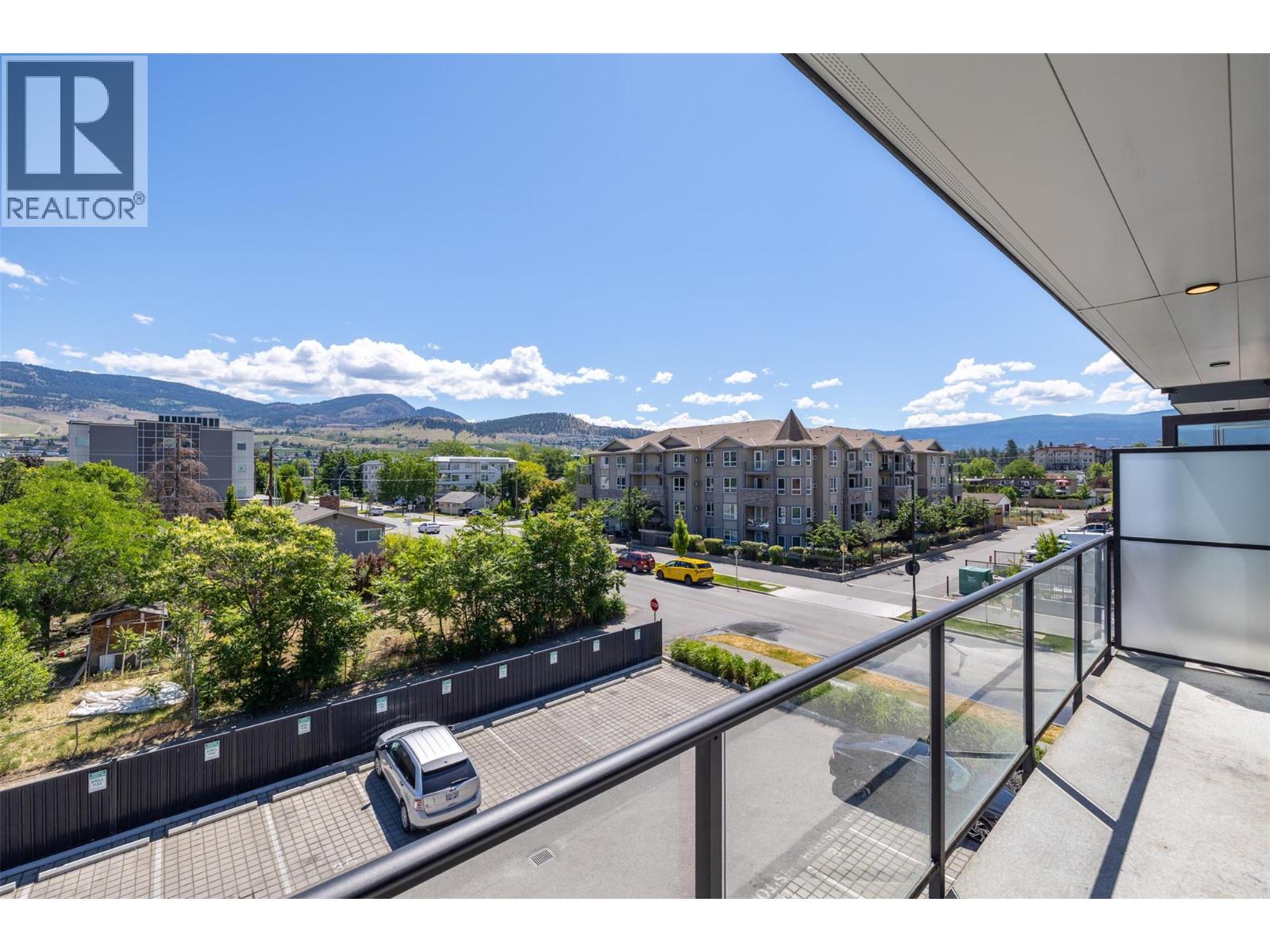 345 Dougall Road Unit# 325