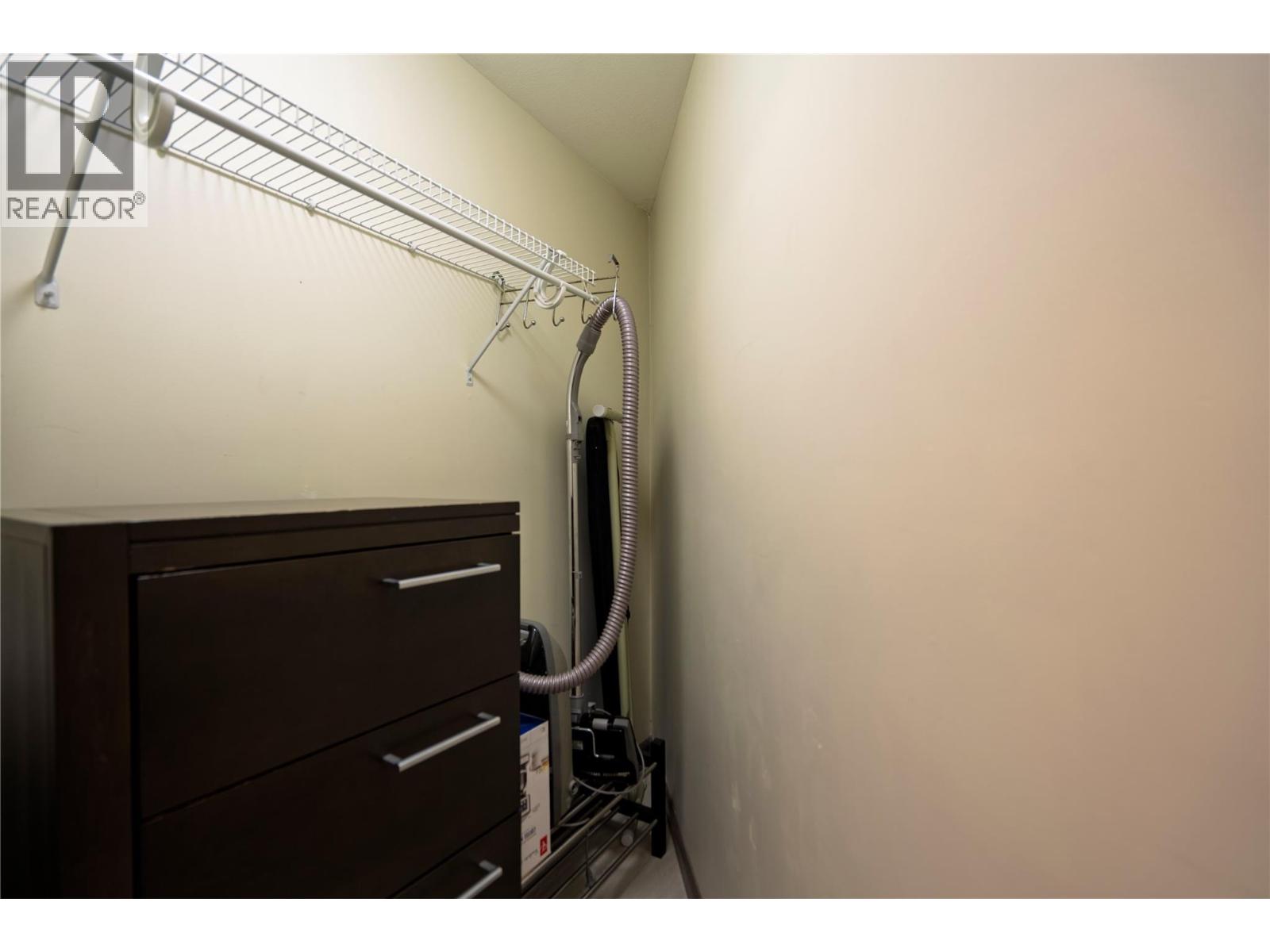 654 COOK Road Unit# 427