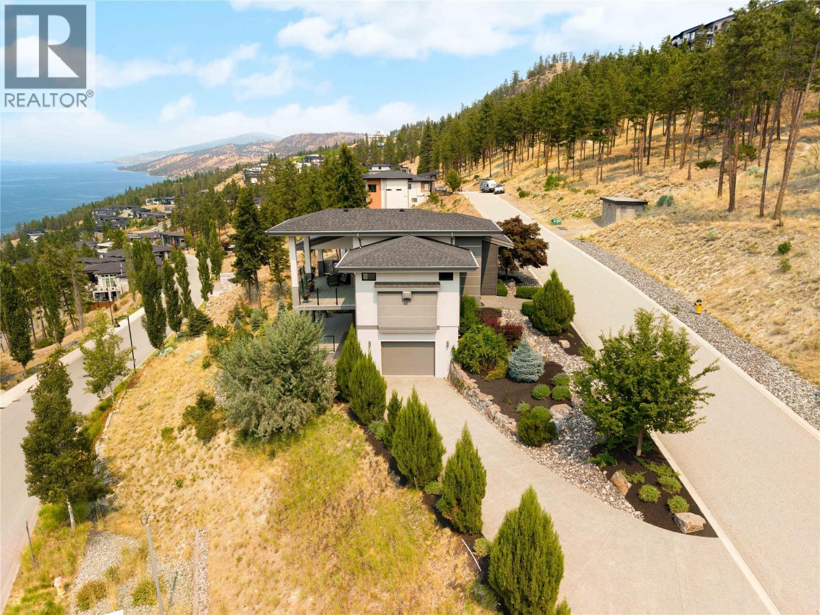3320 Acacia Lane