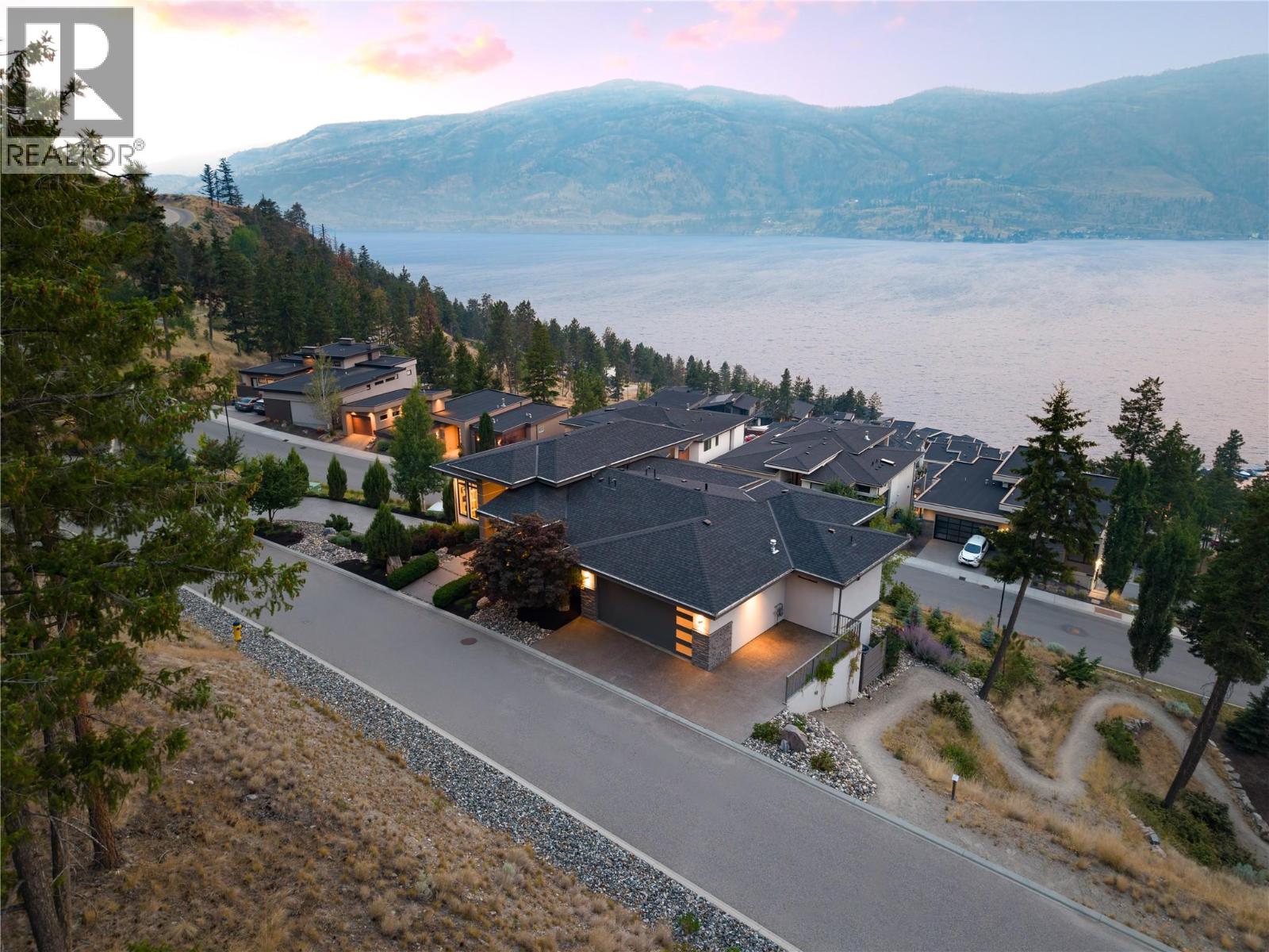 3320 Acacia Lane