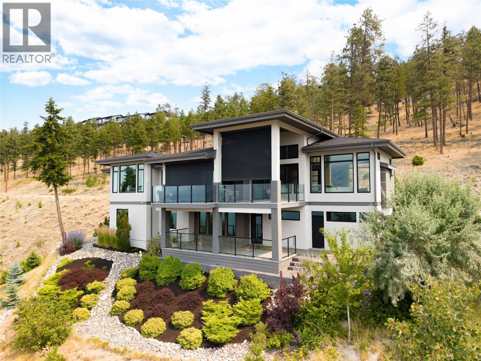 3320 Acacia Lane