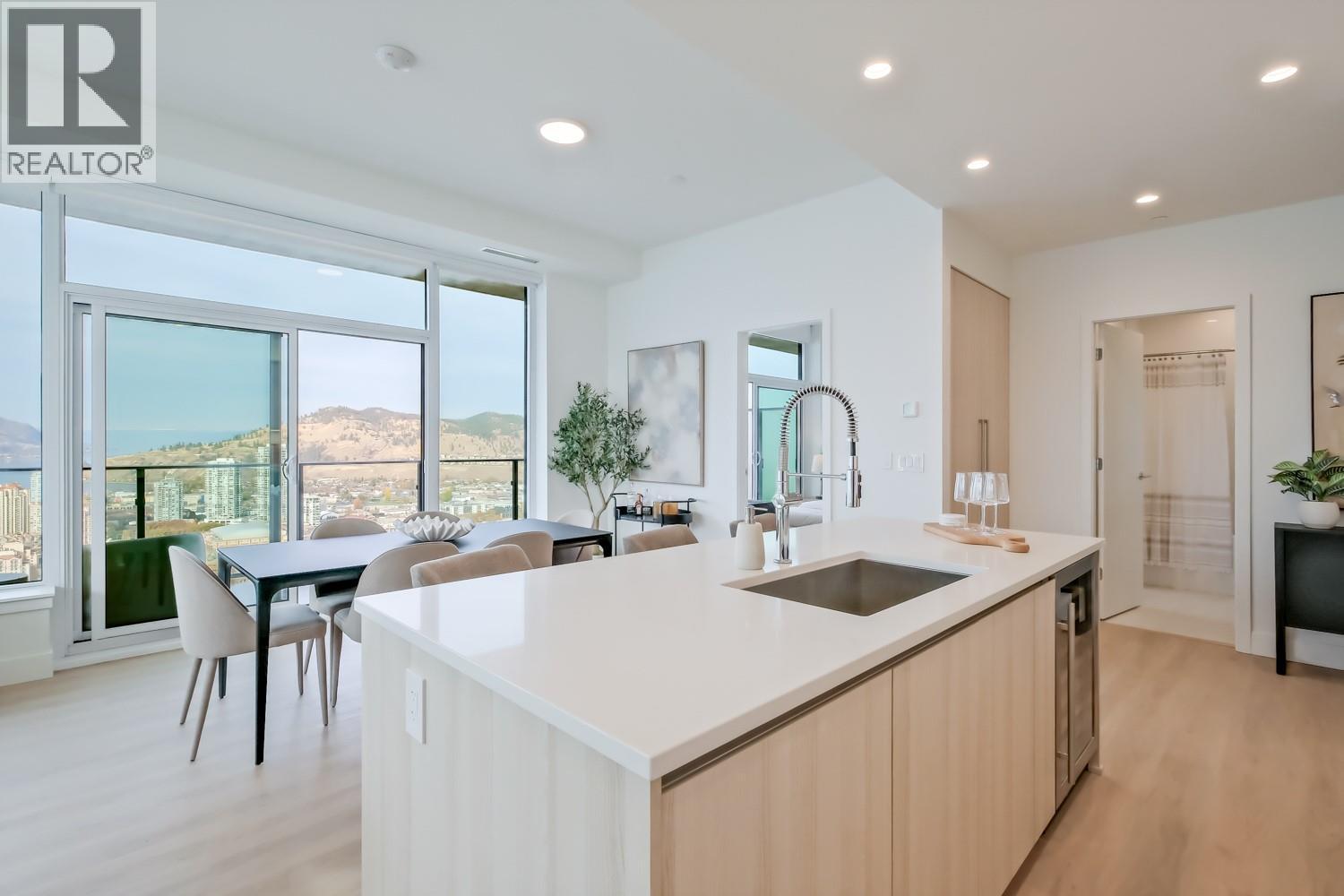1626 Water Street Unit# 2802