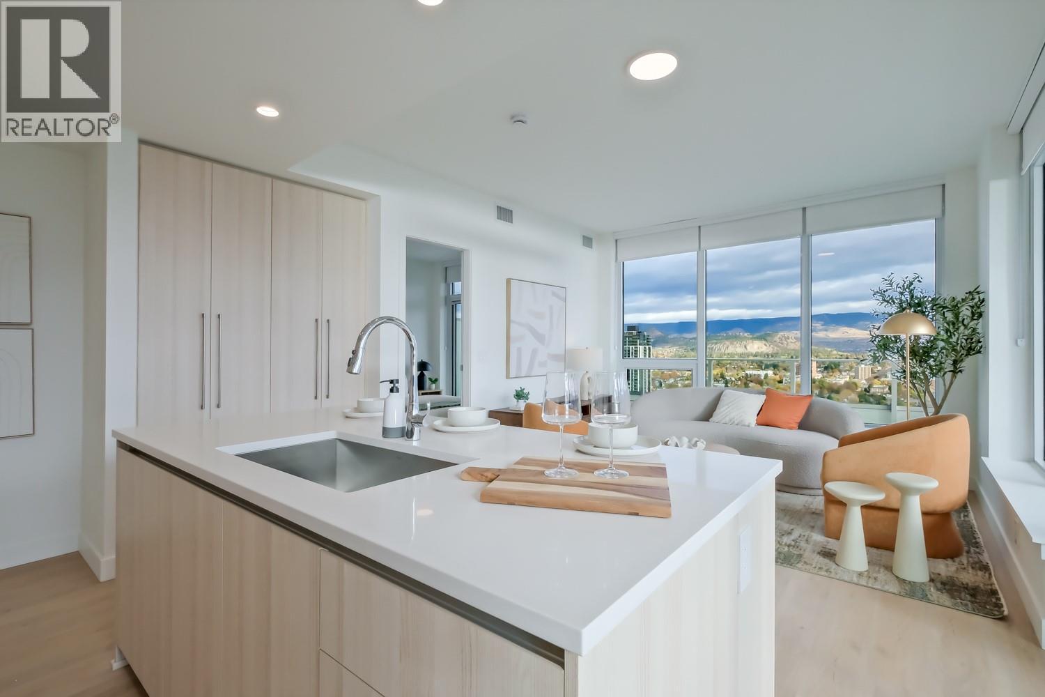 238 Leon Avenue Unit# 2208