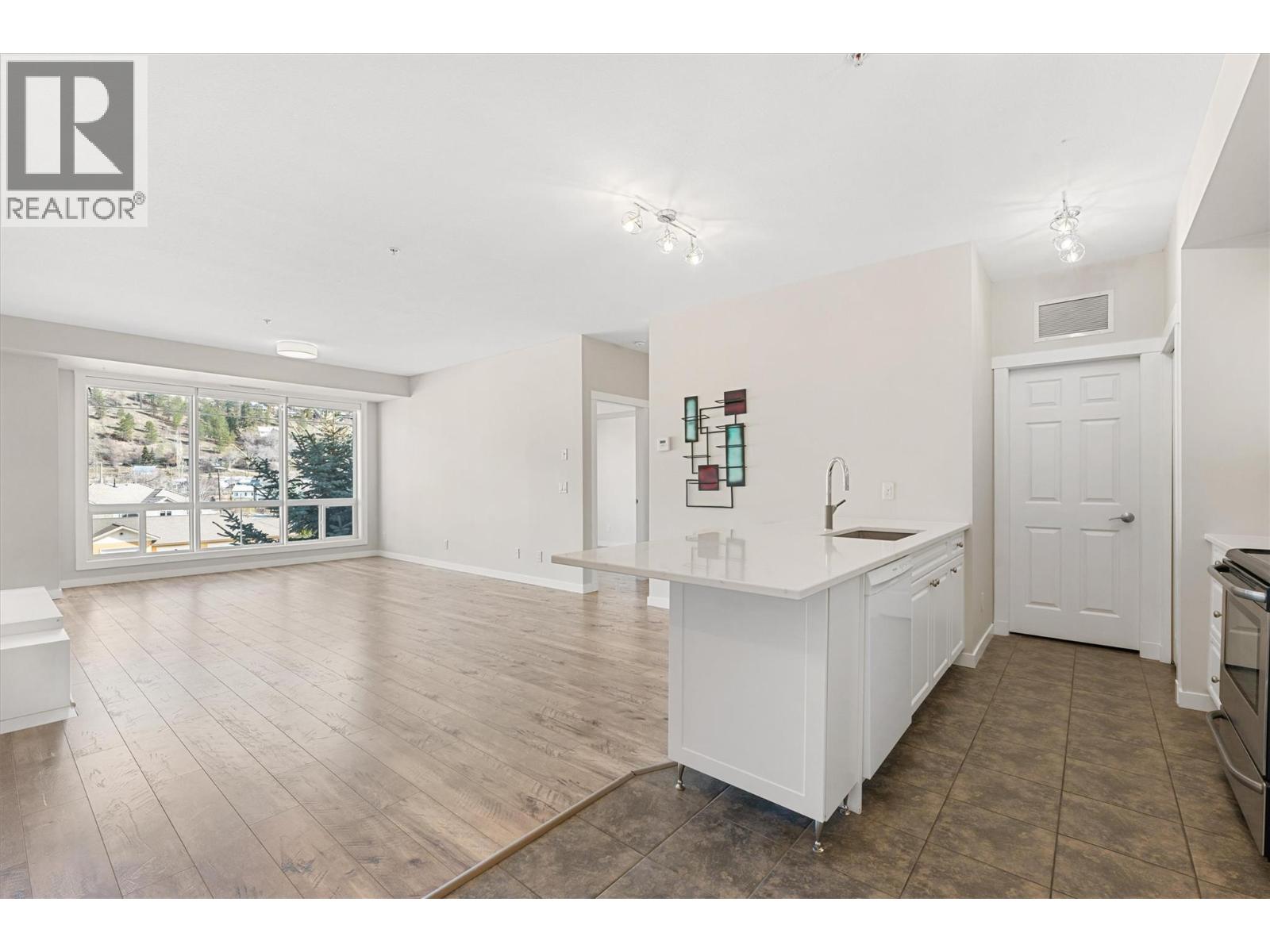 3550 Woodsdale Road Unit# 303