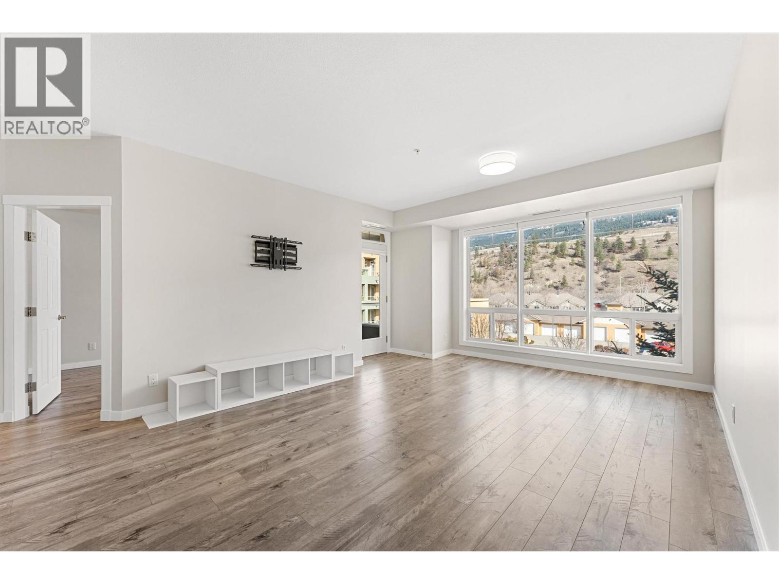 3550 Woodsdale Road Unit# 303