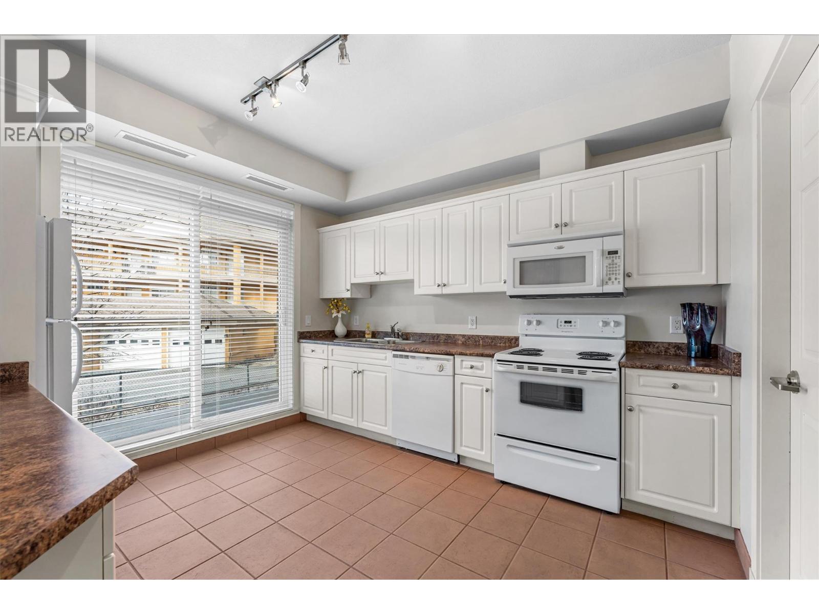 3550 Woodsdale Road Unit# 303