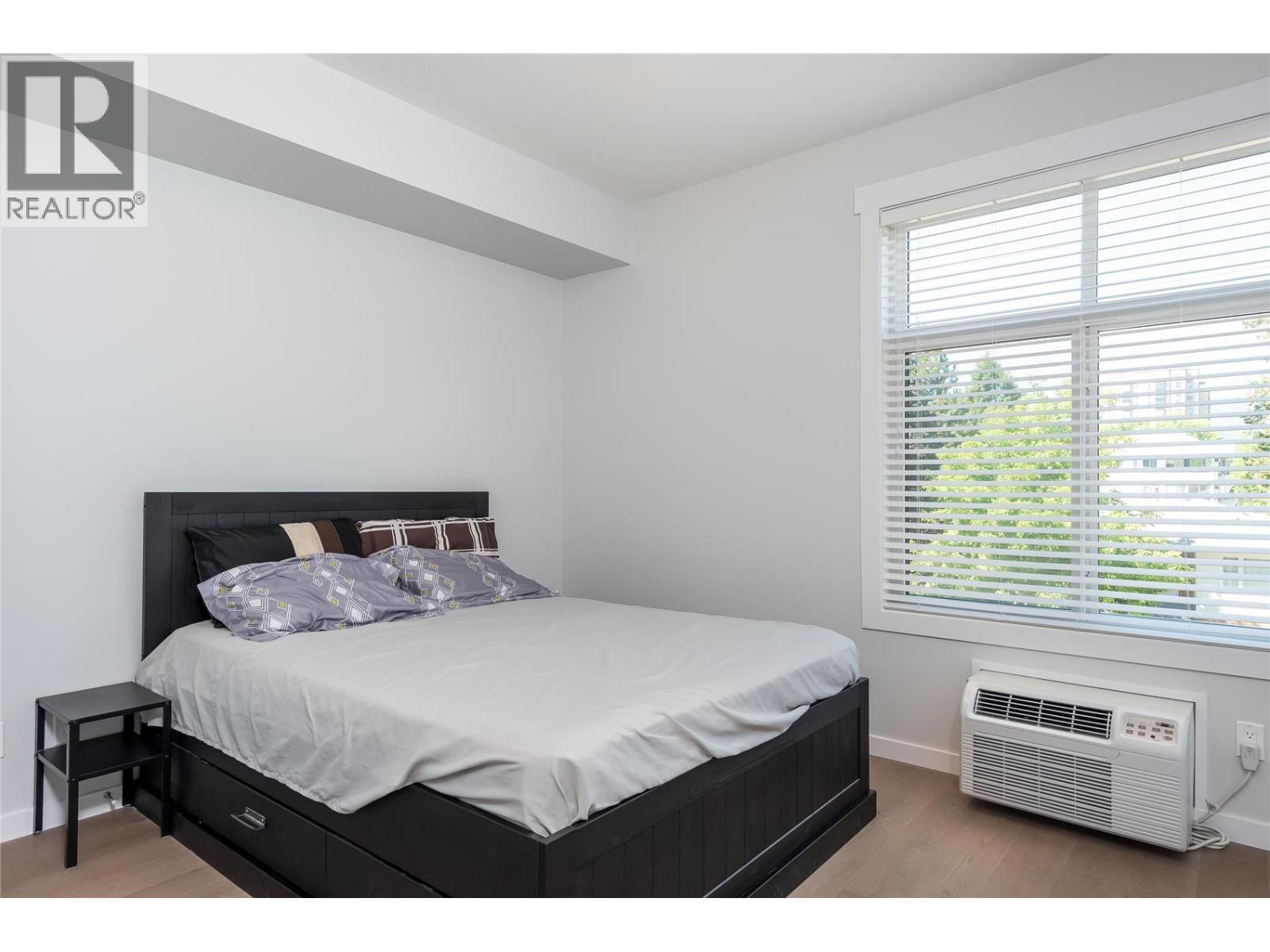 710 Stockwell Avenue Unit# 201