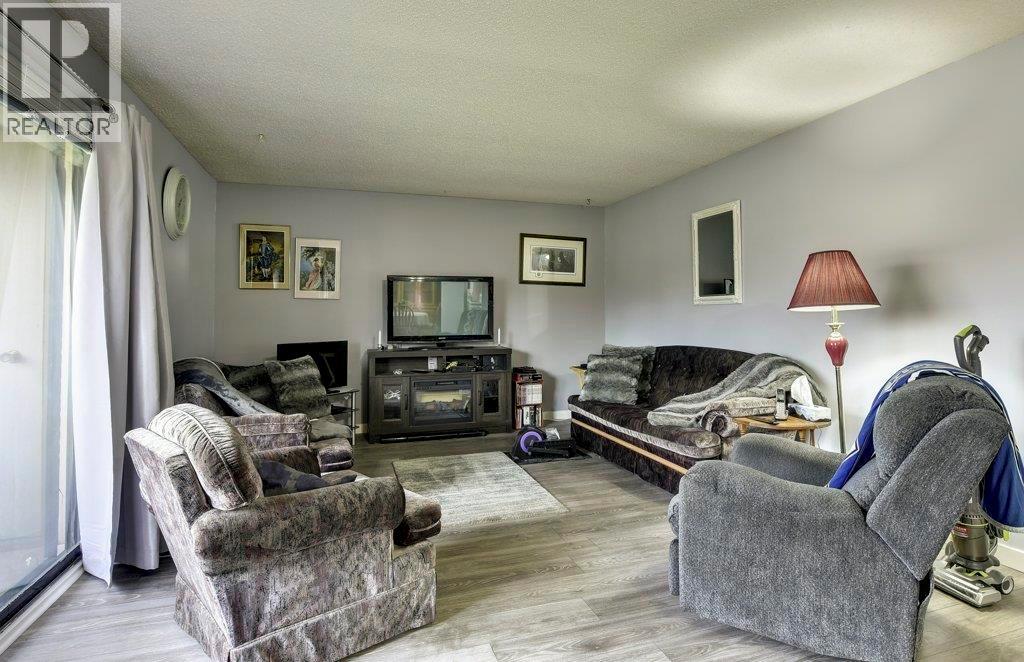 880 Badke Road Unit# 203C