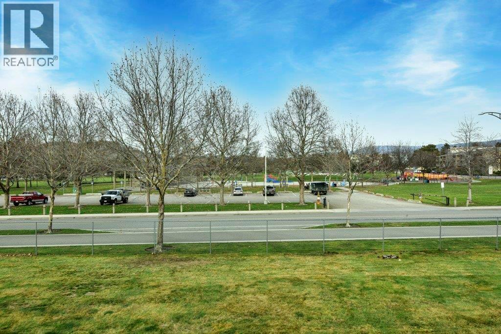 880 Badke Road Unit# 203C