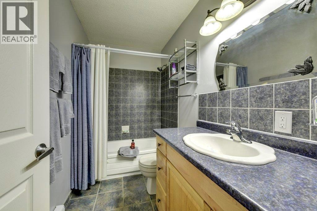 880 Badke Road Unit# 203C