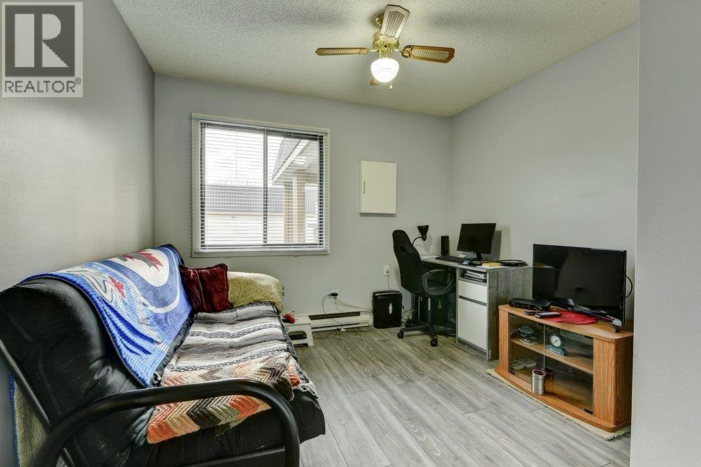 880 Badke Road Unit# 203C