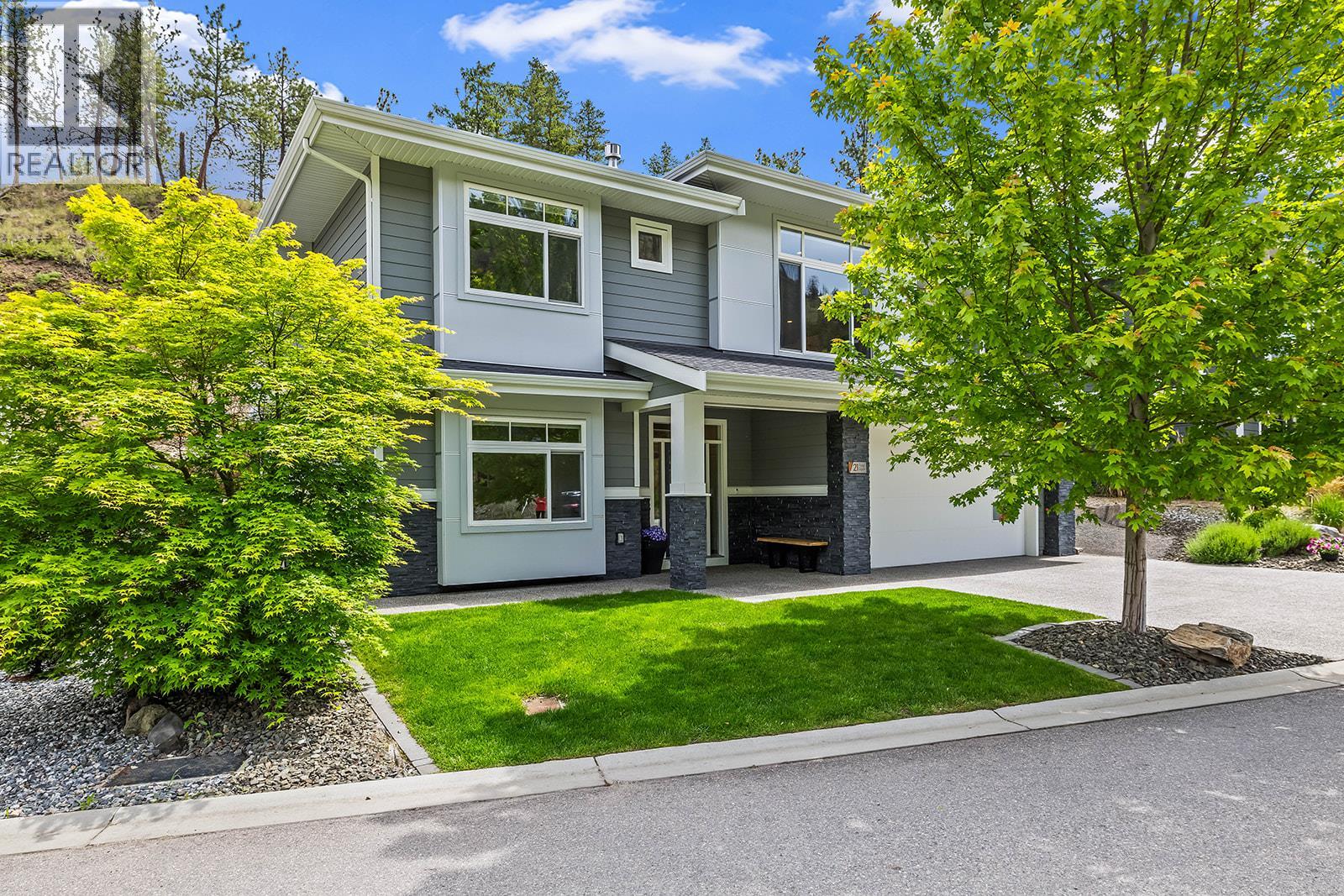 21 Forest Edge Drive