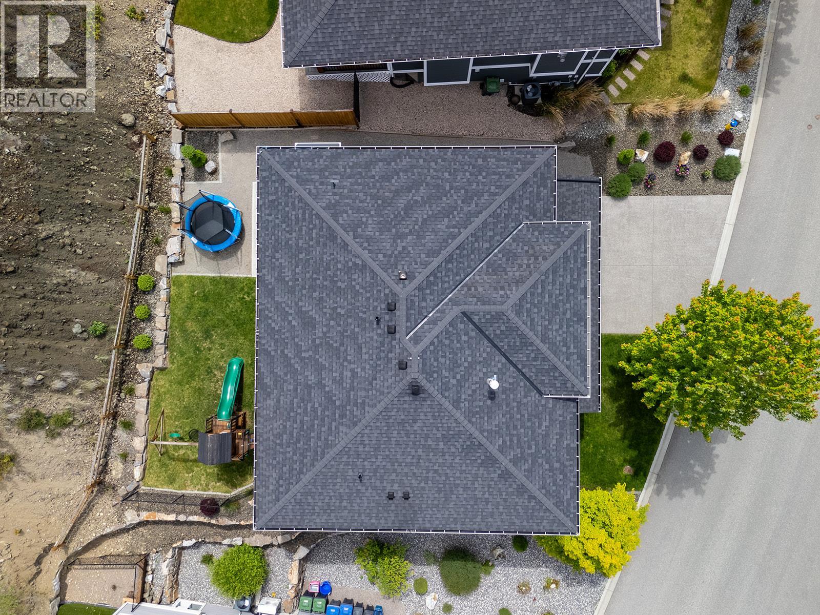 21 Forest Edge Drive