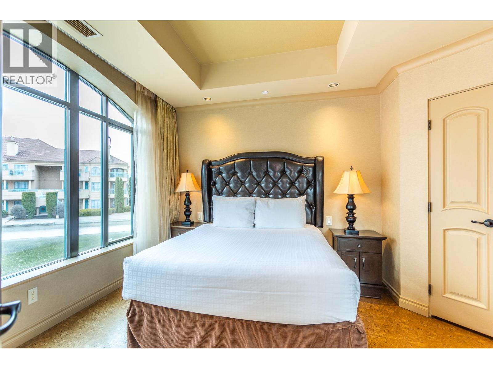 1288 Water Street N Unit# 350 L12