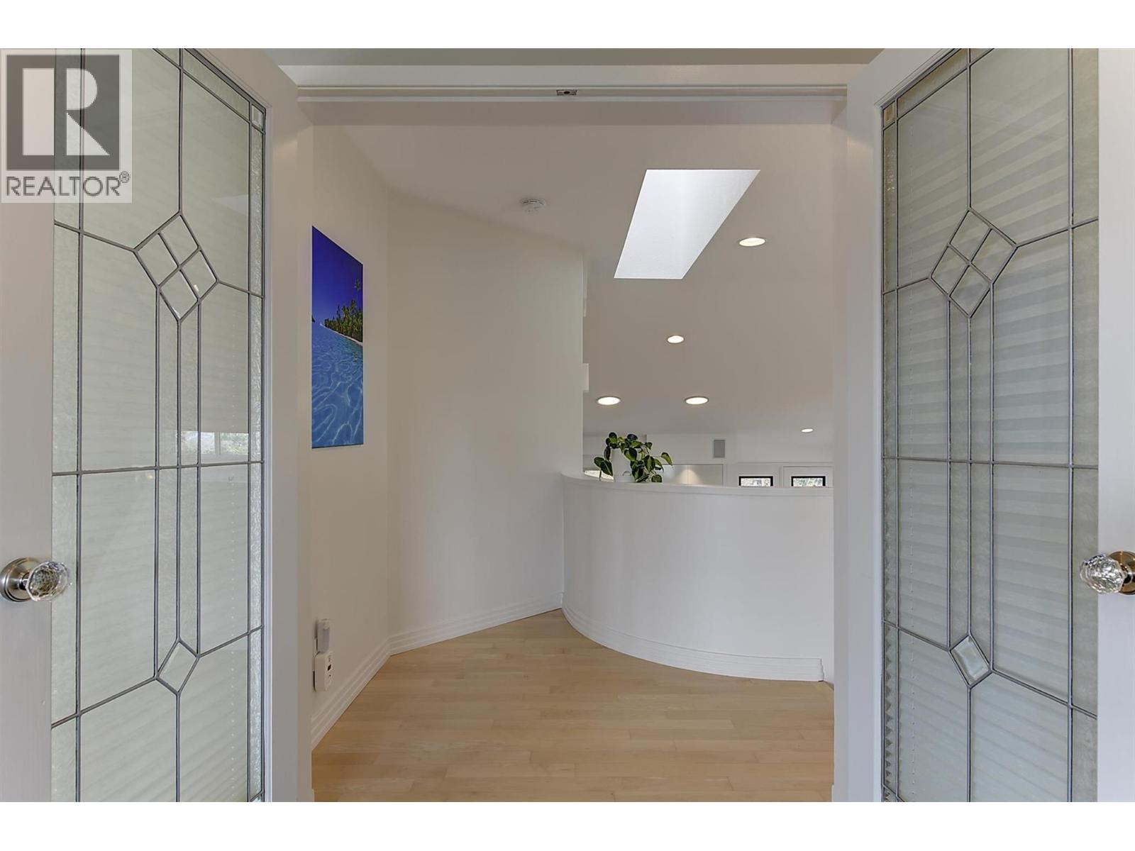 2296 Lillooet Crescent