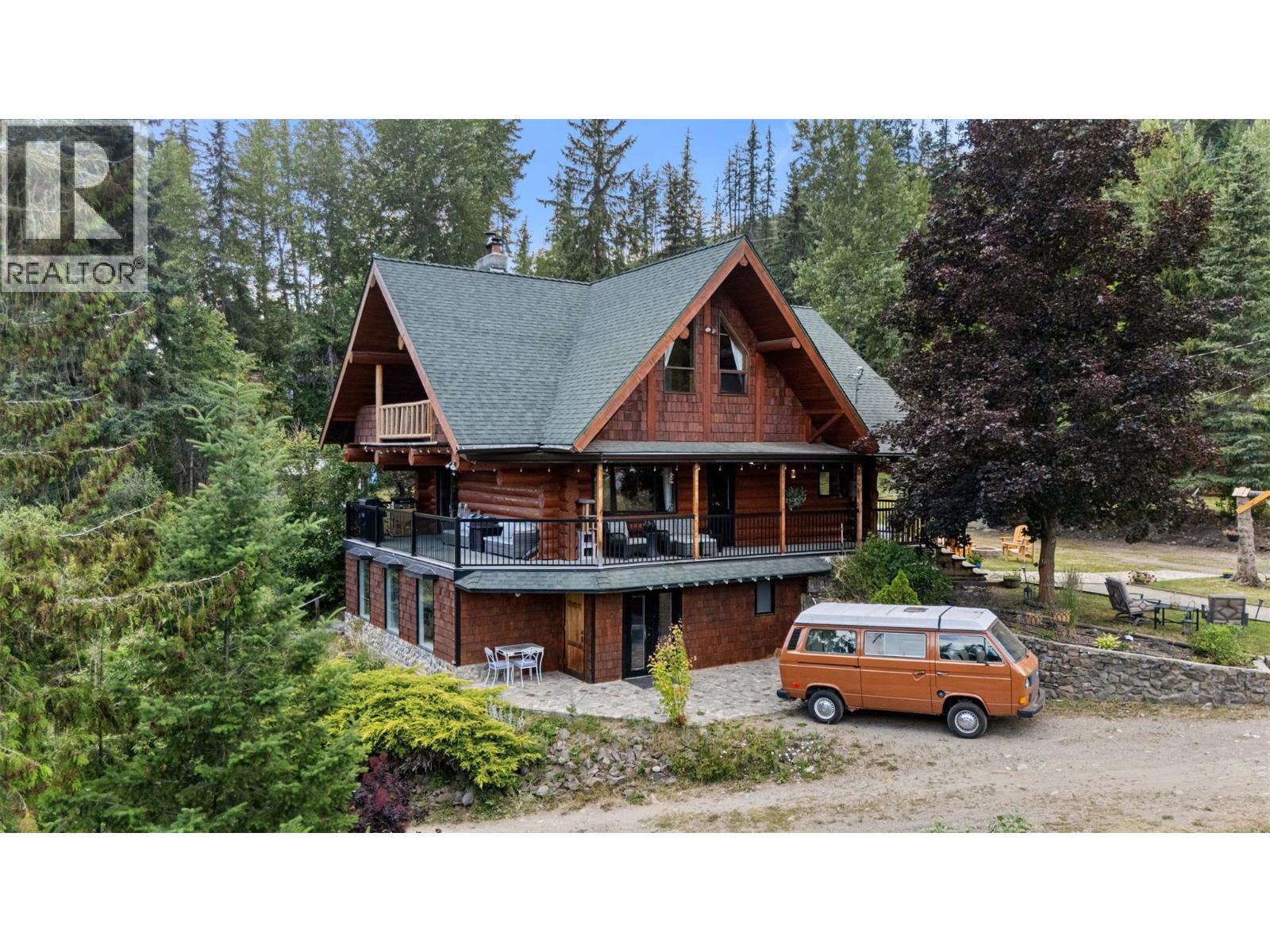 10737 Highway 33 E