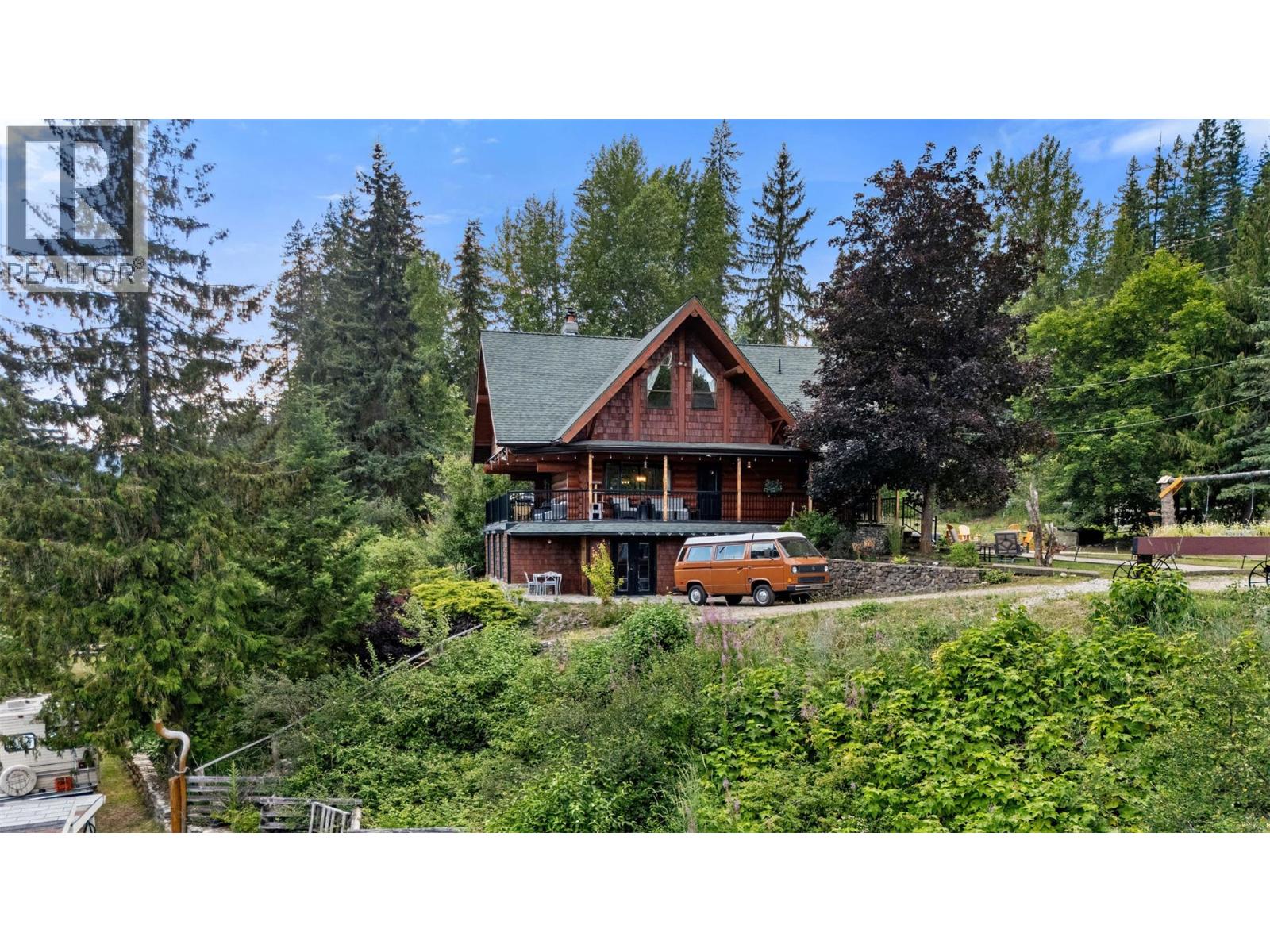 10737 Highway 33 E