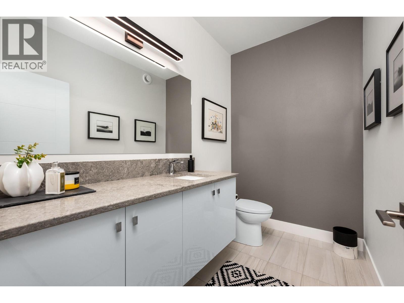 9839 Beacon Hill Crescent