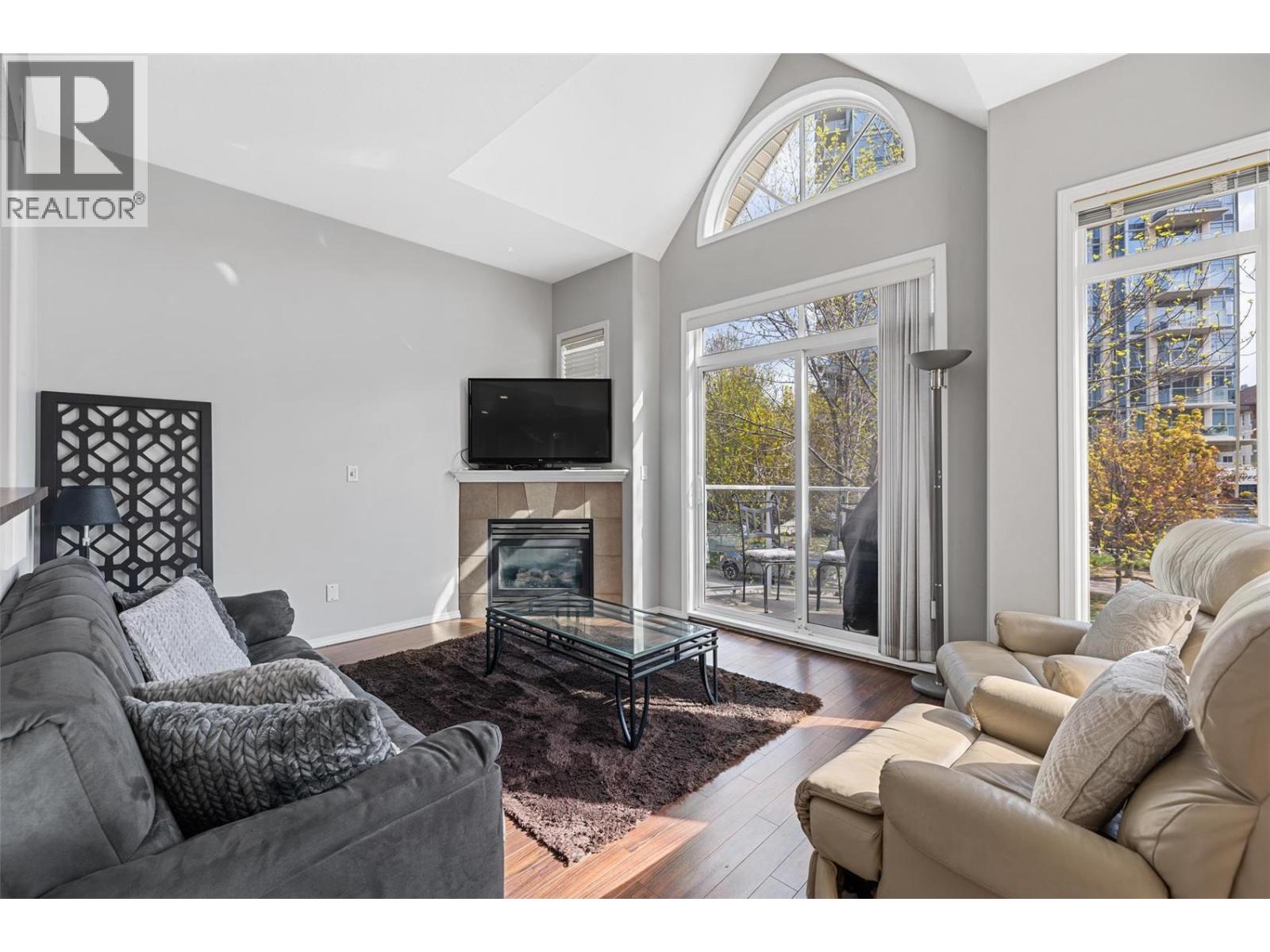 1088 Sunset Drive Unit# 246