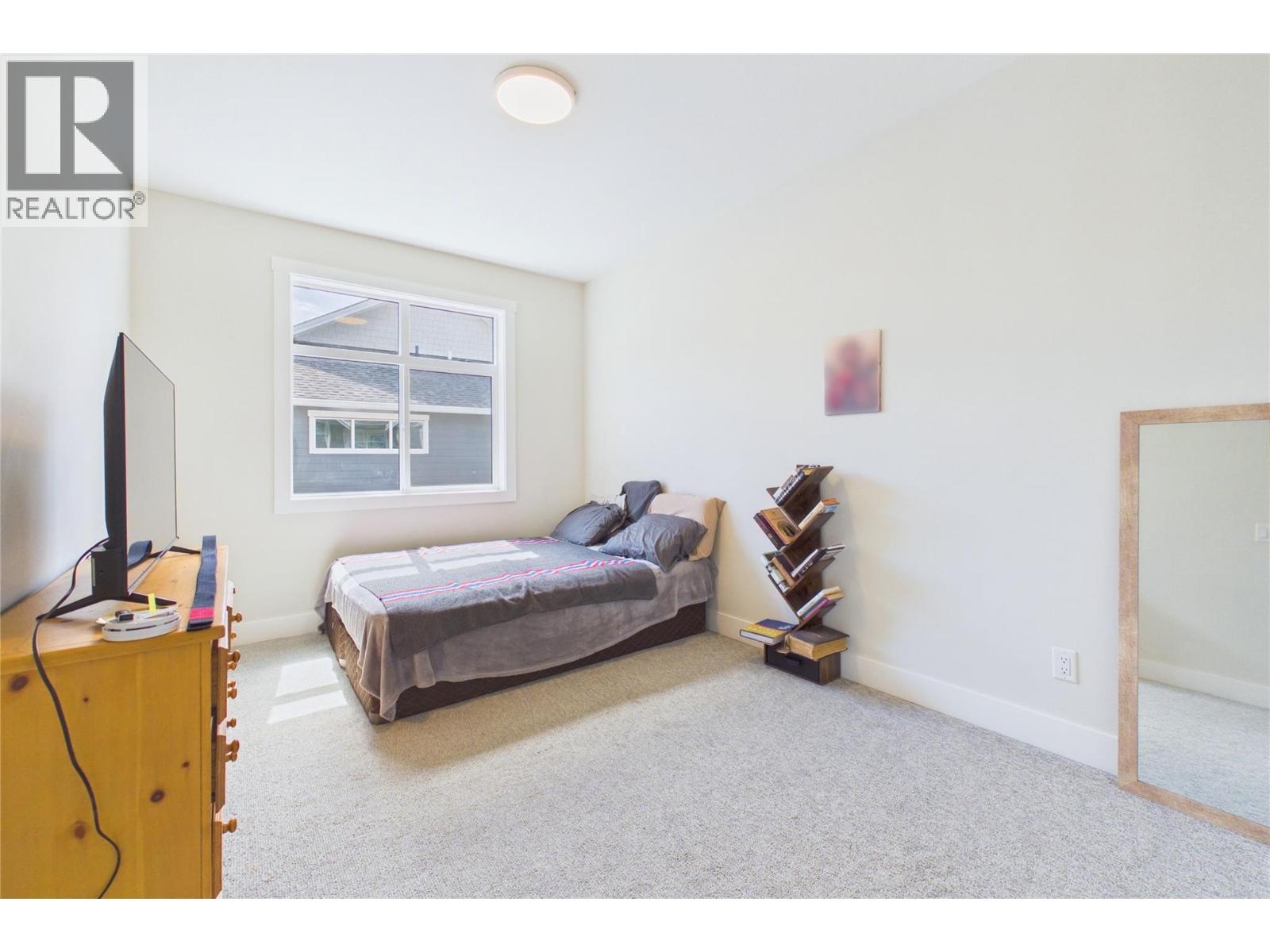 115 Wyndham Crescent Unit# 7