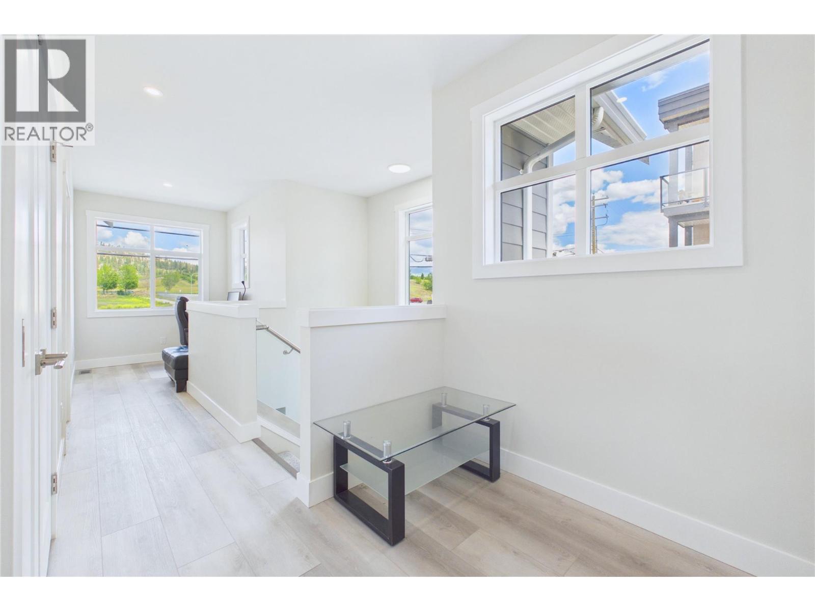 115 Wyndham Crescent Unit# 7