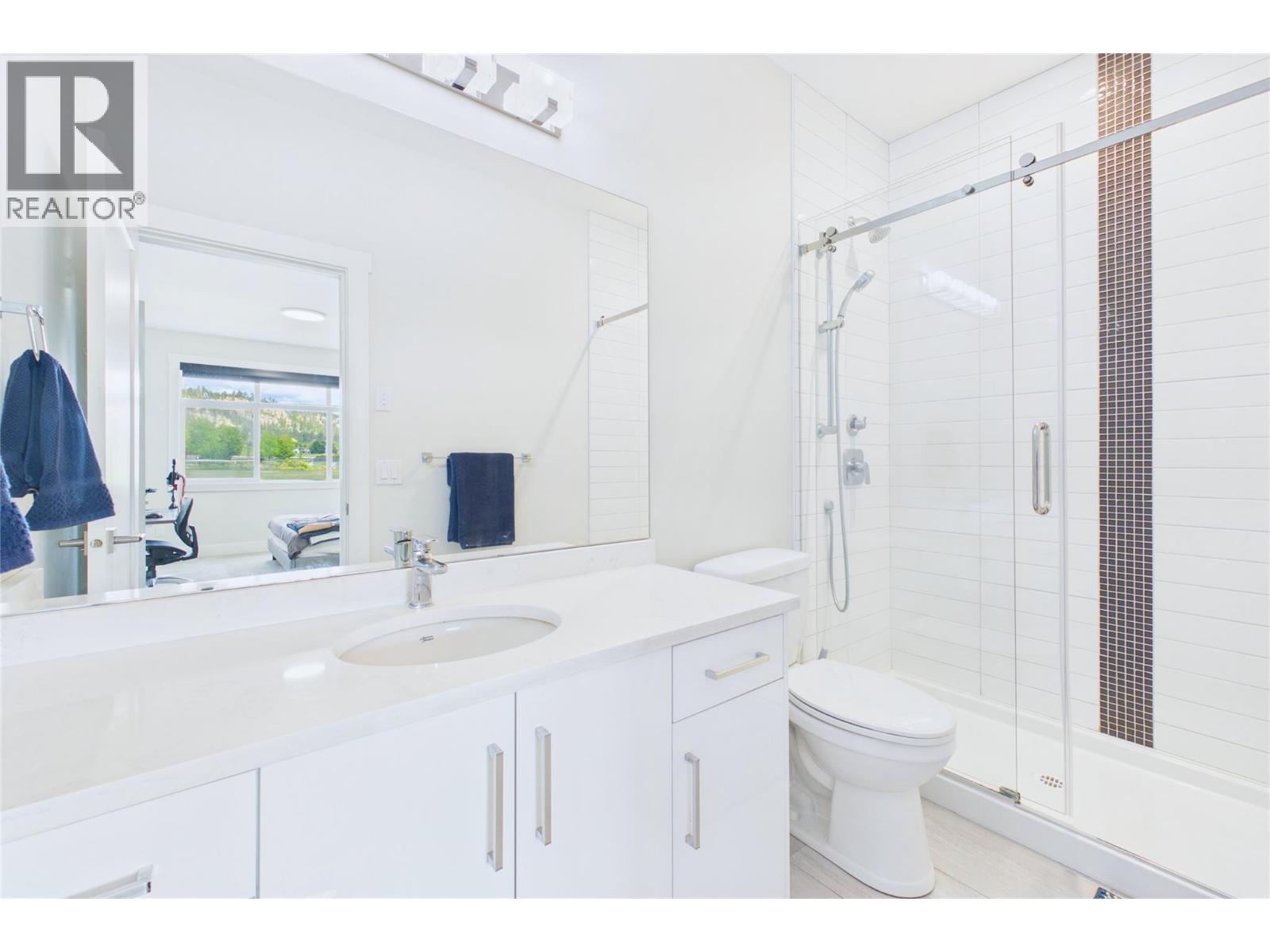 115 Wyndham Crescent Unit# 7