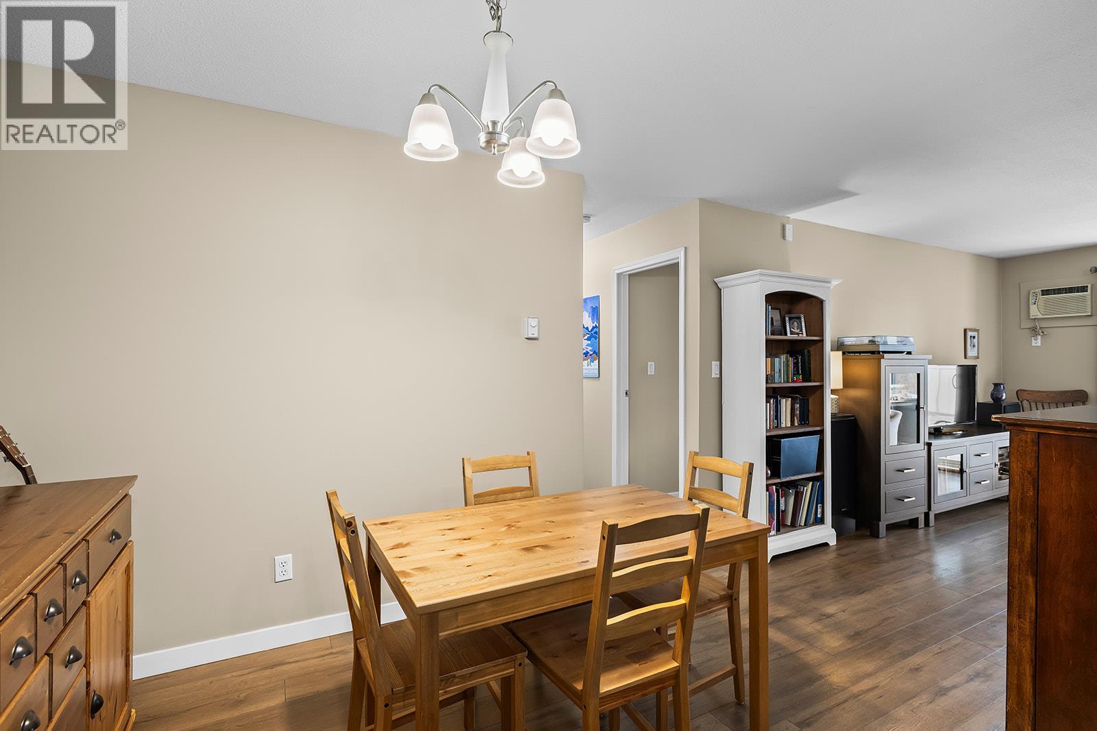 735 Cook Road Unit# 104B