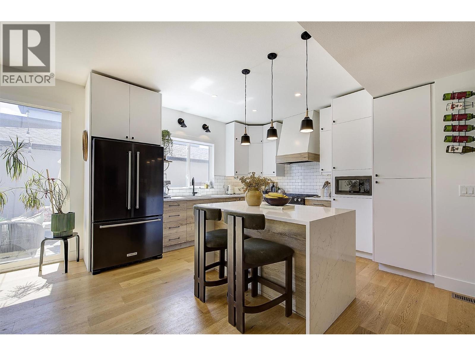 877 Morrison Avenue Unit# 3