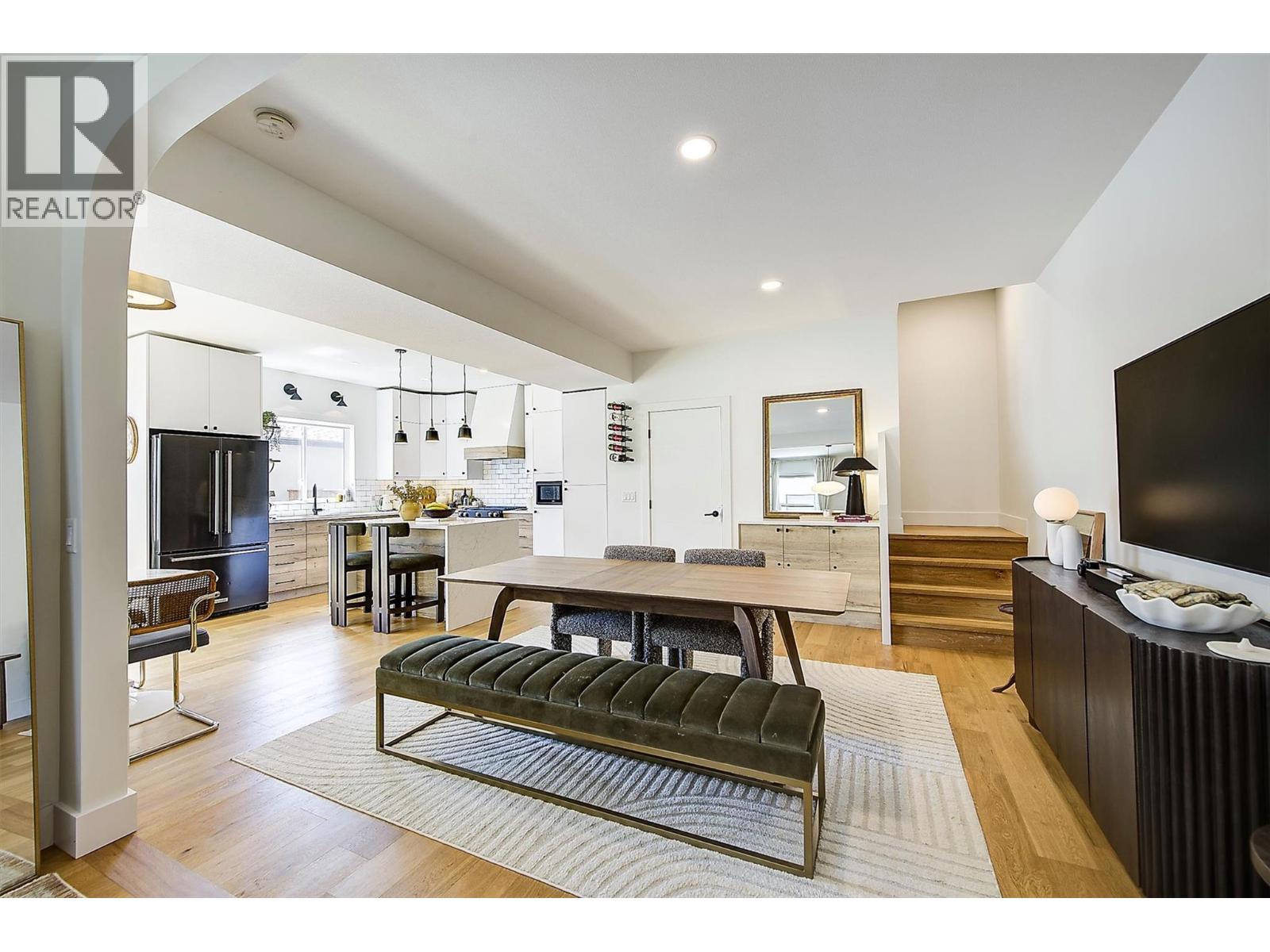 877 Morrison Avenue Unit# 3