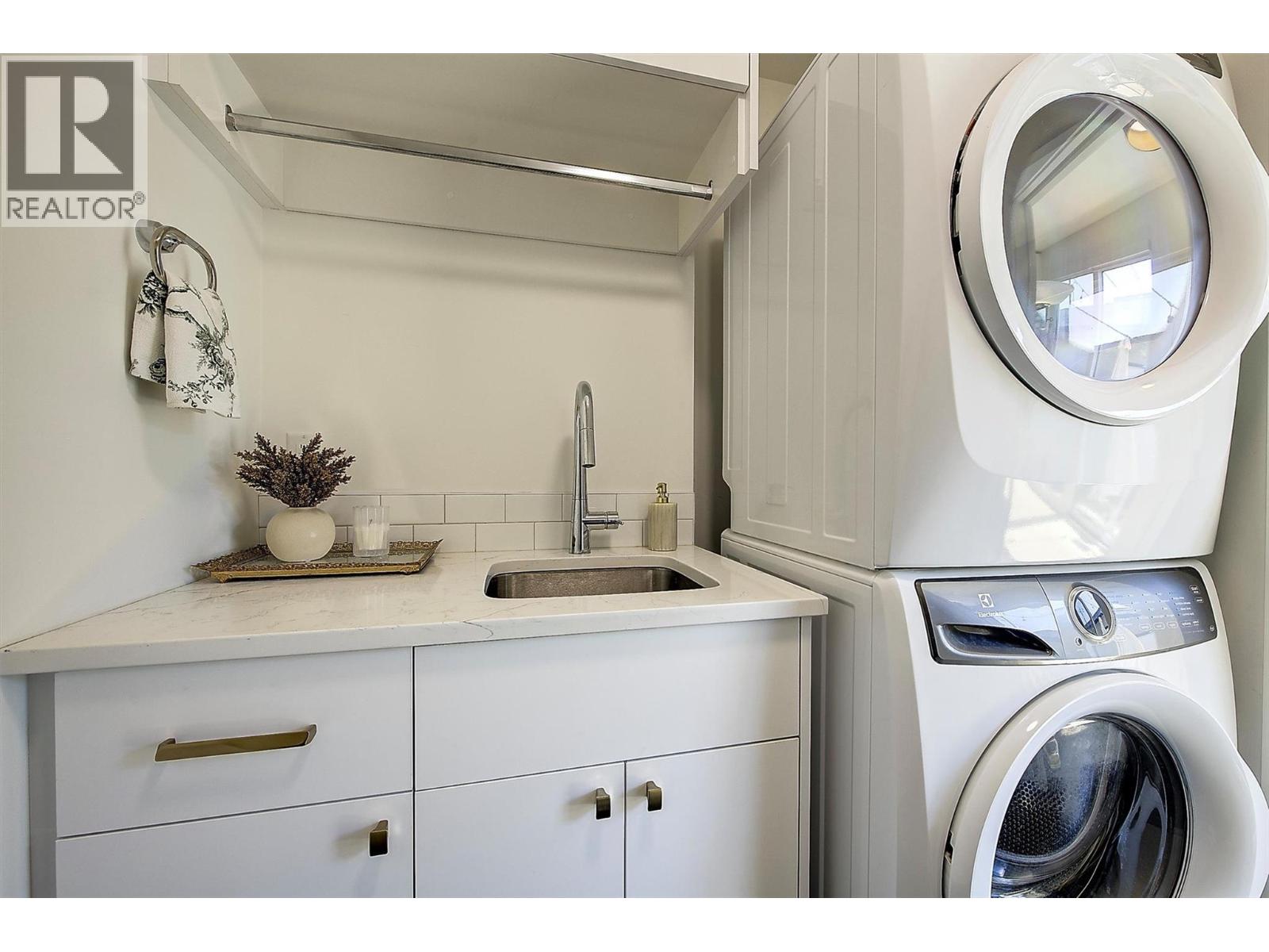 877 Morrison Avenue Unit# 3