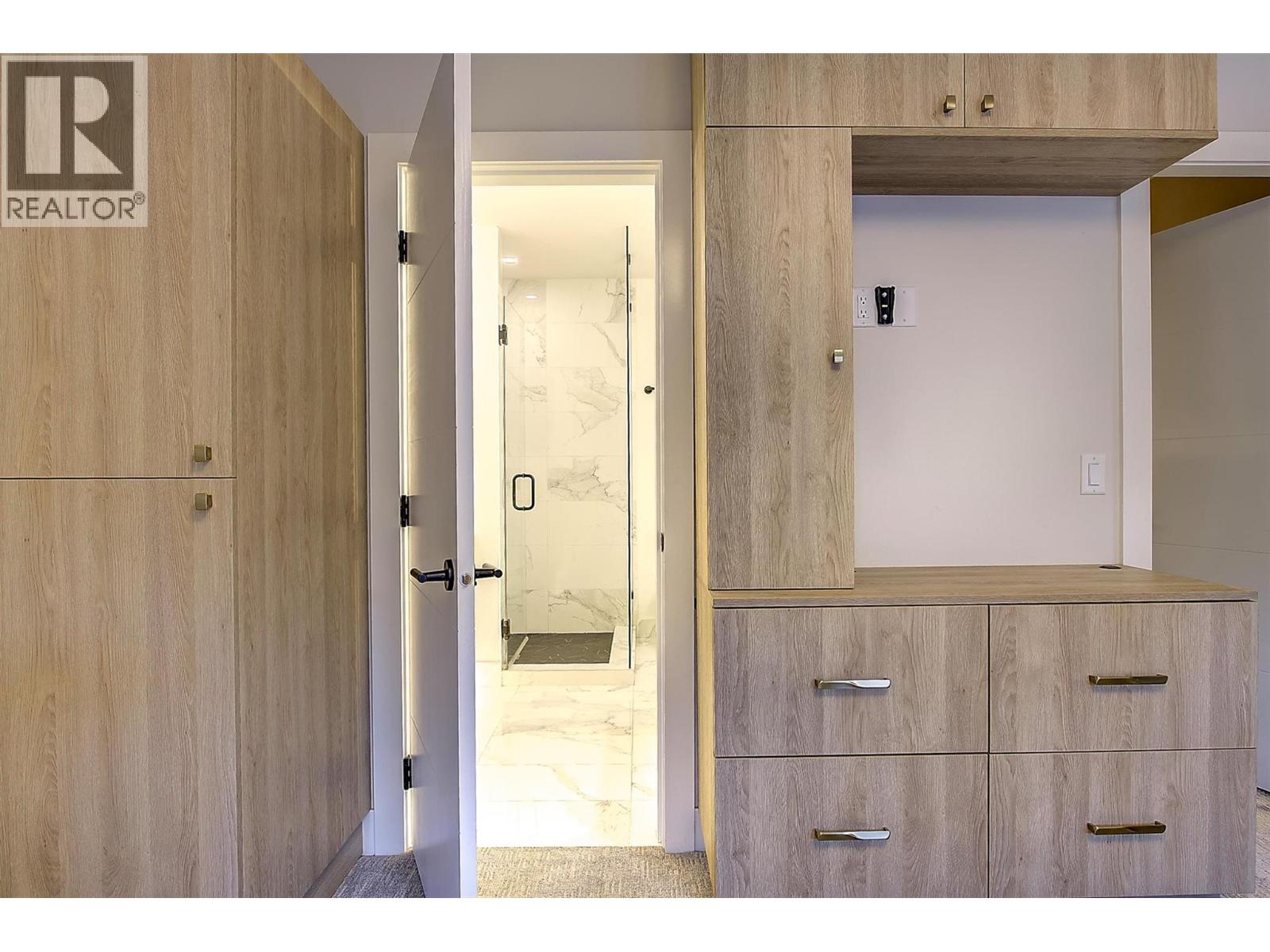 877 Morrison Avenue Unit# 3