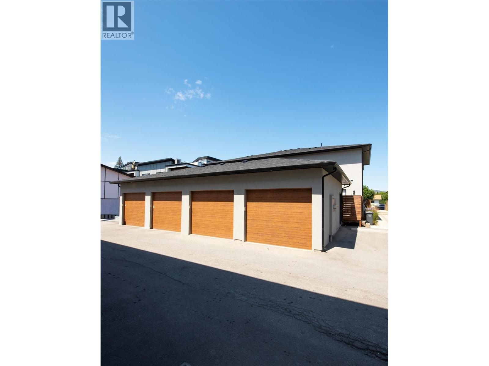 877 Morrison Avenue Unit# 3
