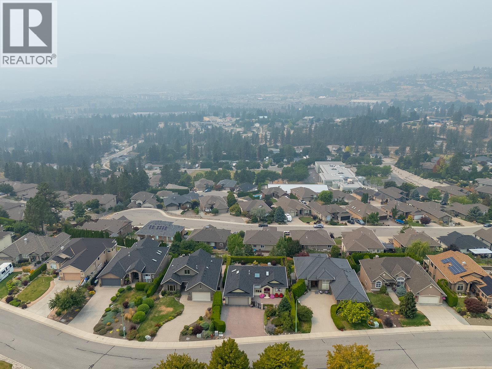 3388 Ridge Boulevard