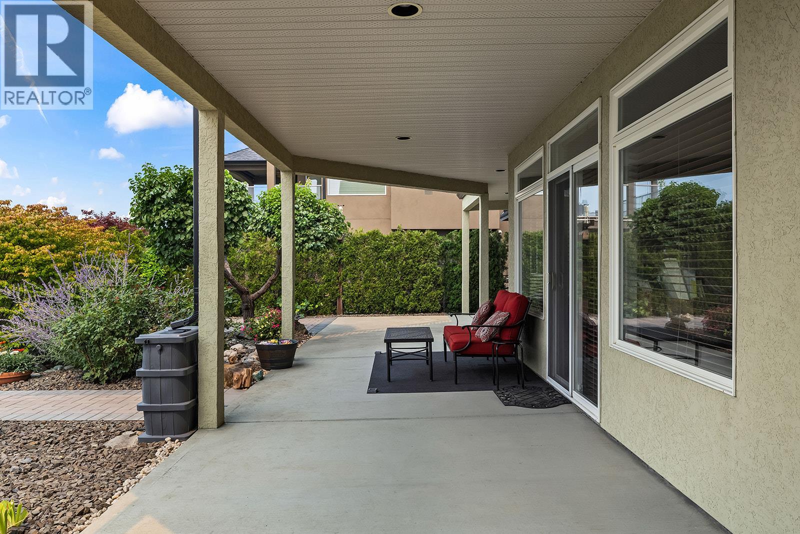 3388 Ridge Boulevard