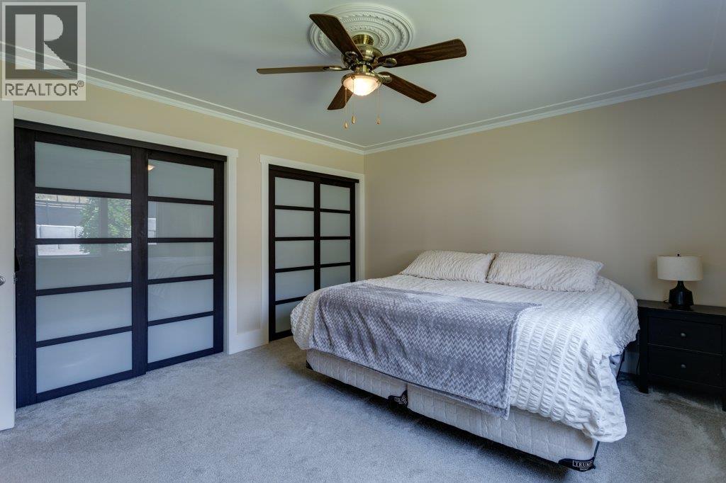 111 Westside Road N