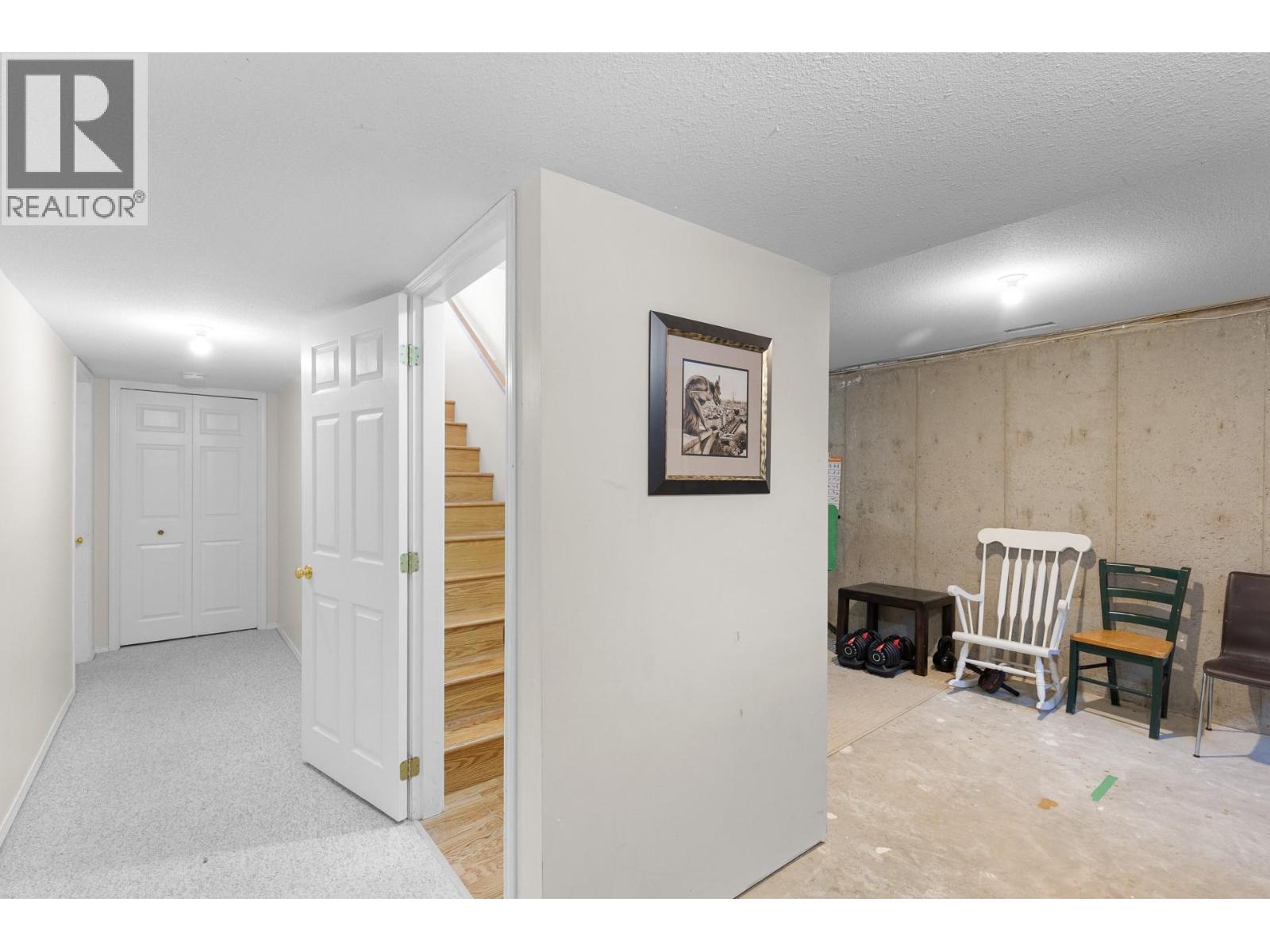 9159 Glenmore Road Unit# 8