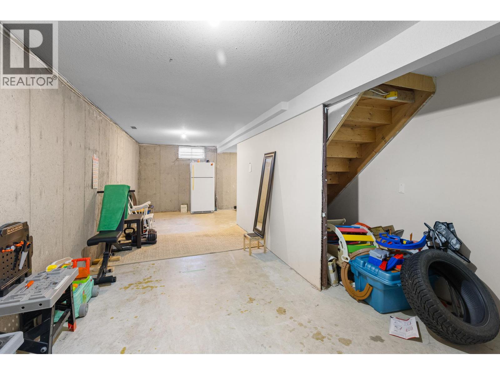 9159 Glenmore Road Unit# 8