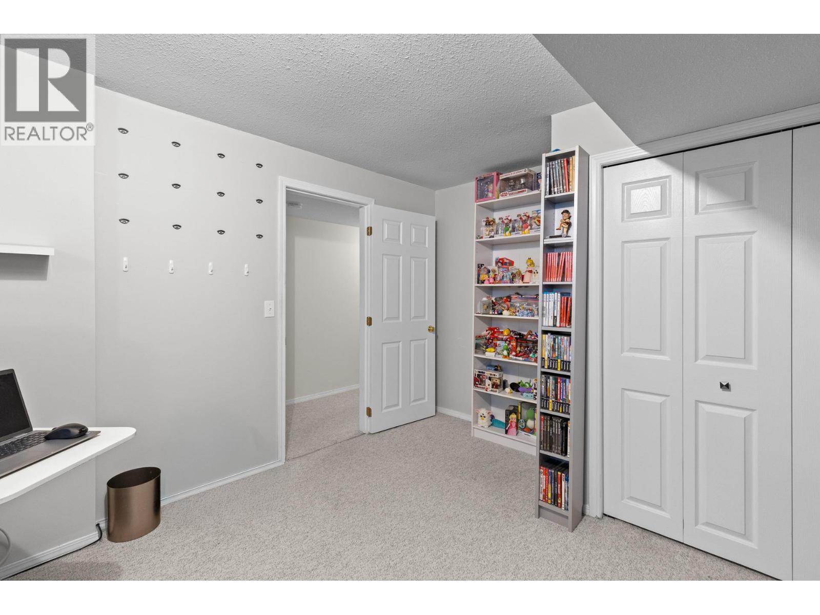 9159 Glenmore Road Unit# 8
