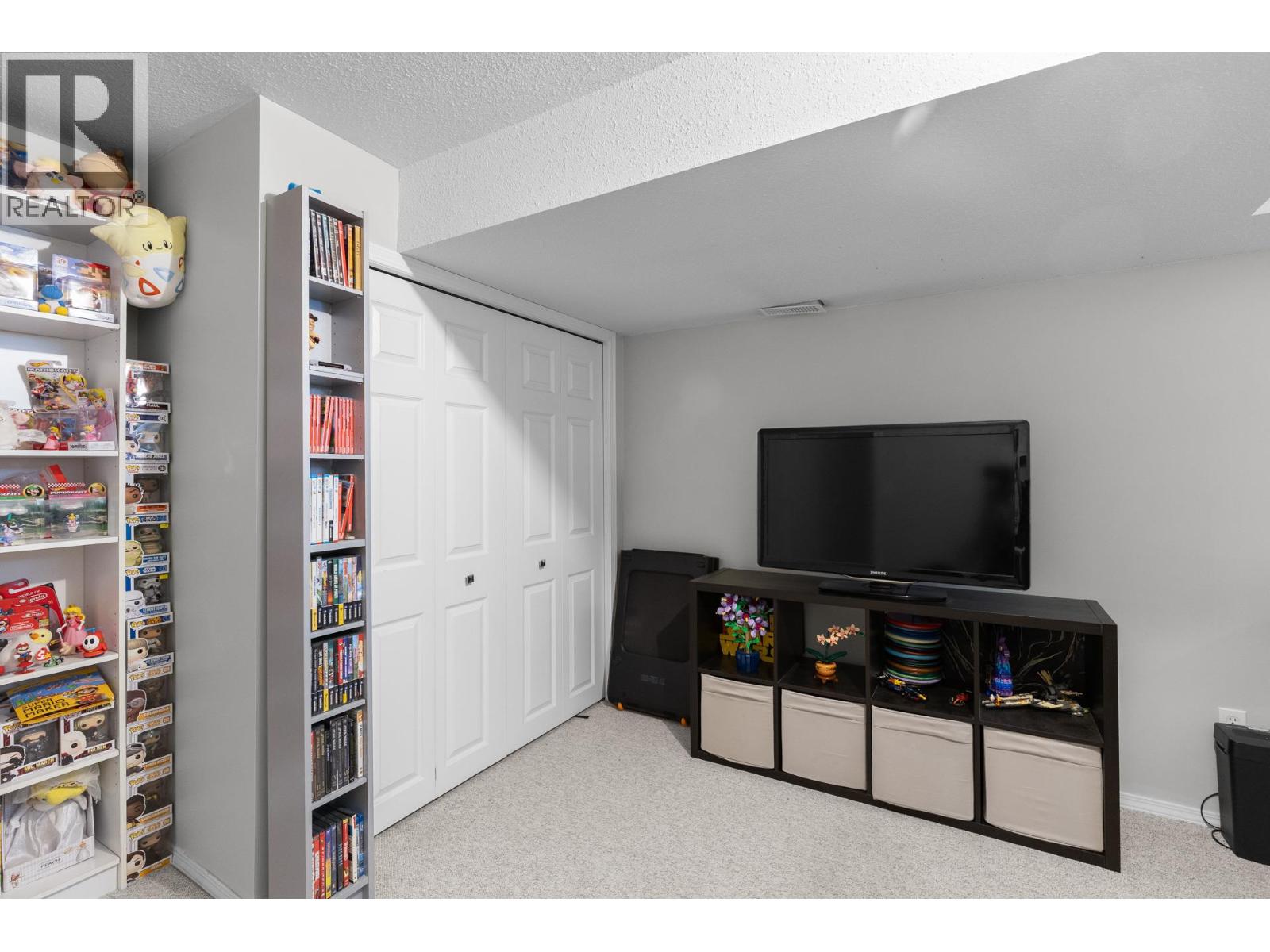9159 Glenmore Road Unit# 8