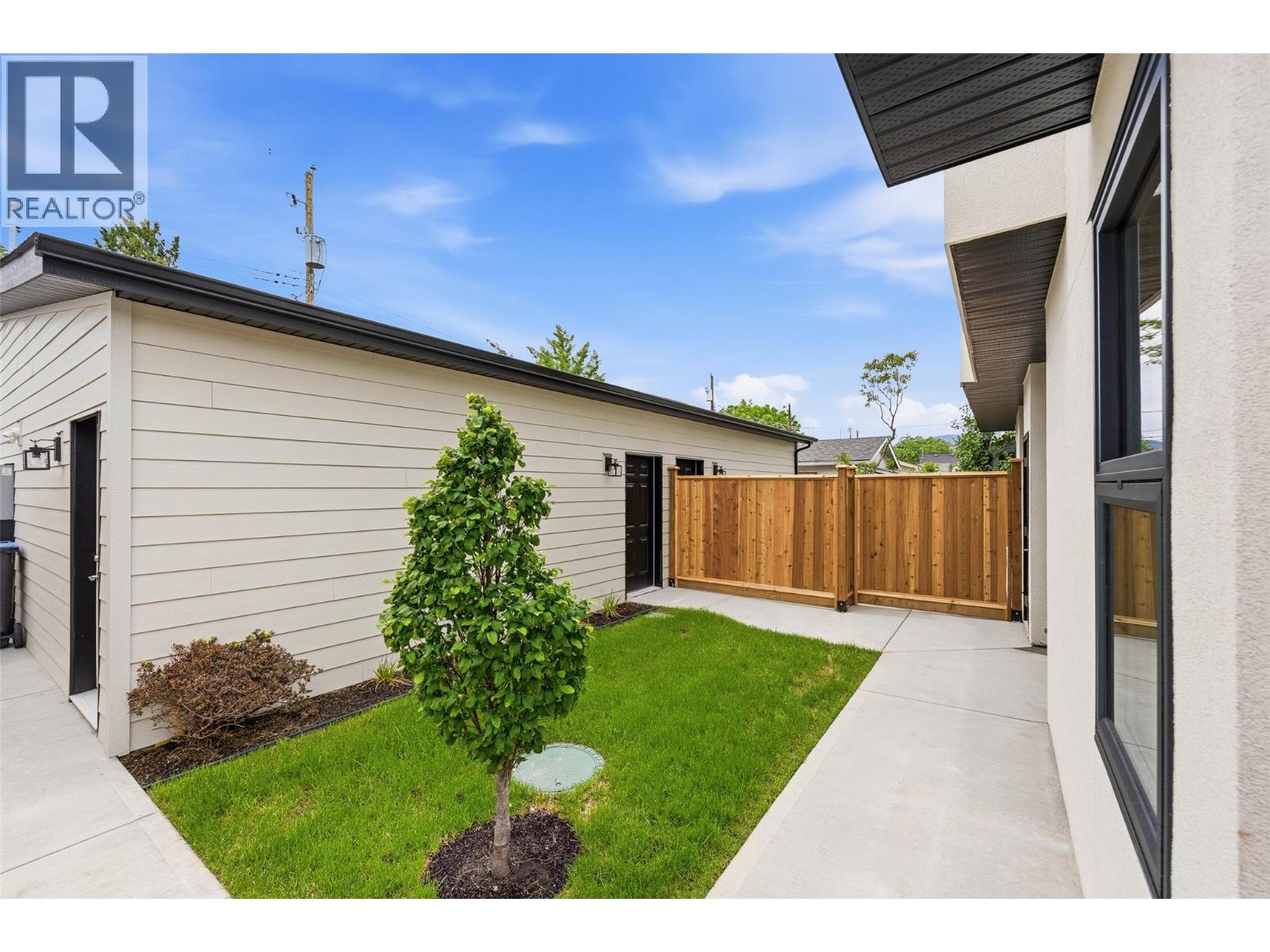 943 Fuller Avenue Unit# 4